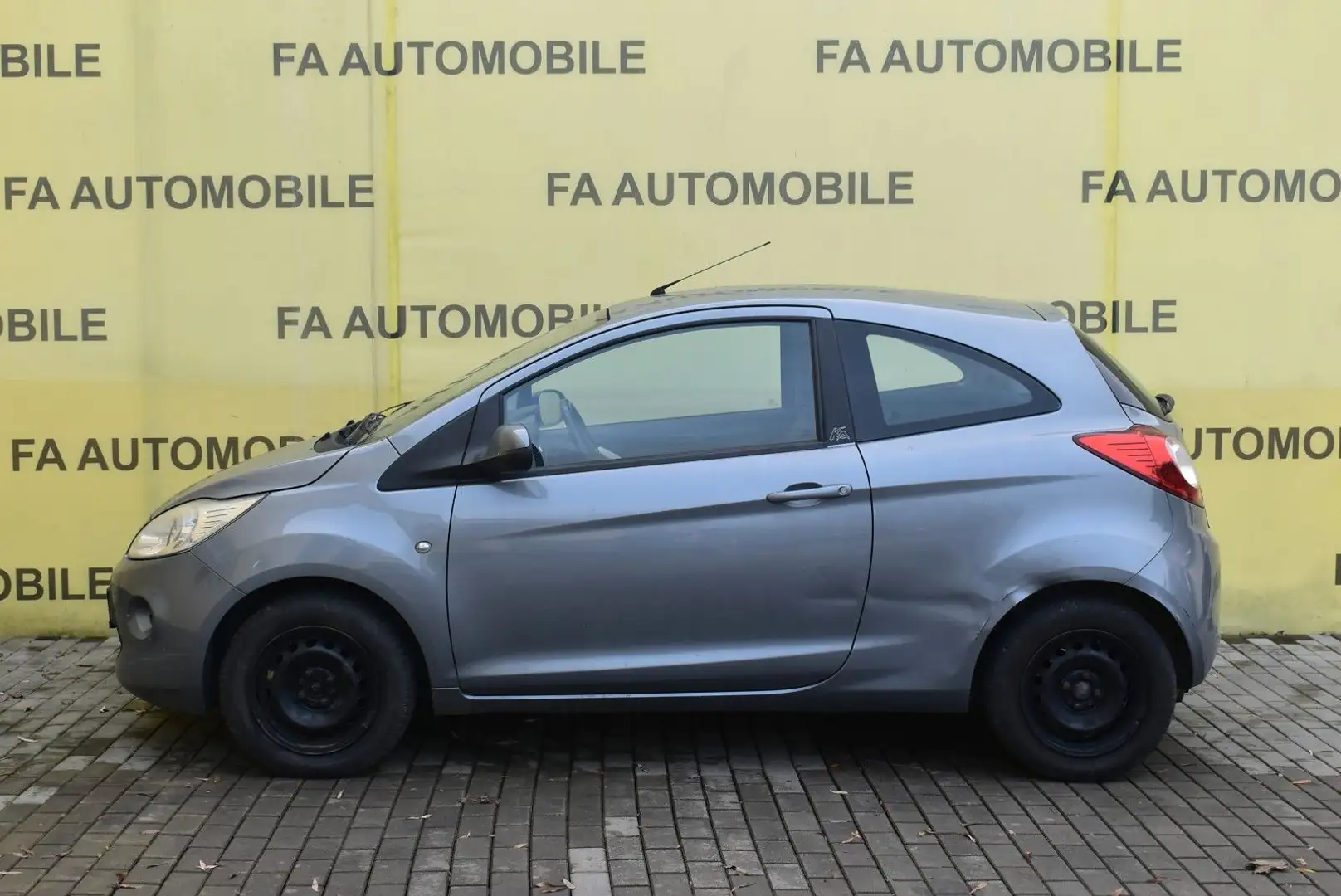 Ford Ka/Ka+ Trend/TÜV NEU/EFH/ Grau - 2