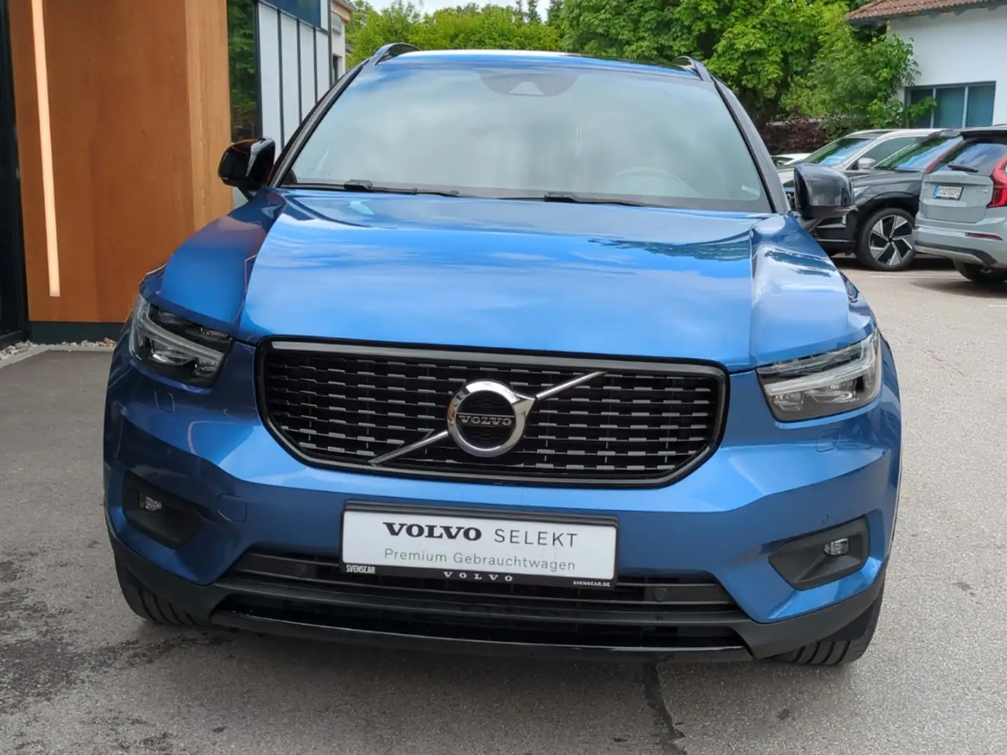 Volvo XC40 R-Design AWD D4 EU6d-T Navi Leder Digitales Cockpi plava - 2
