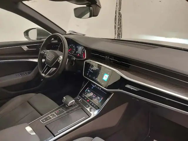 Audi A6 view 10
