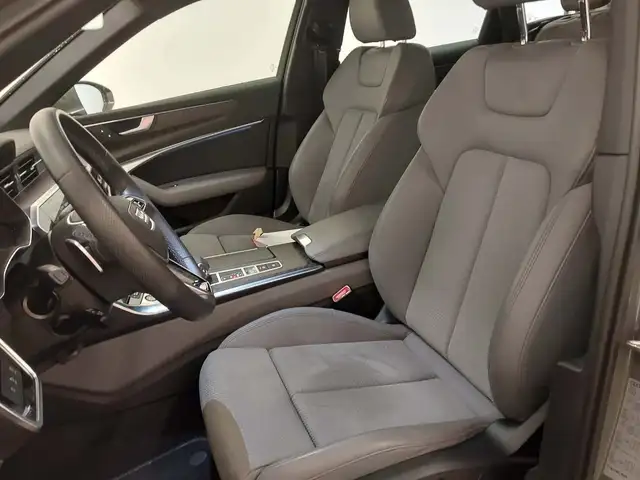 Audi A6 view 9