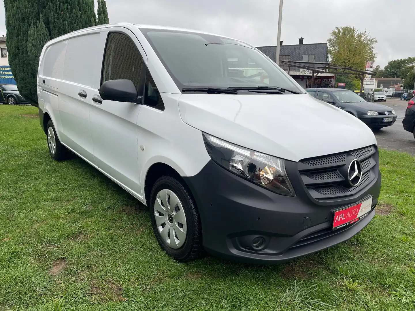Mercedes-Benz Vito Kasten 114/116 CDI, 119 CDI/BT RWD lang Weiß - 2