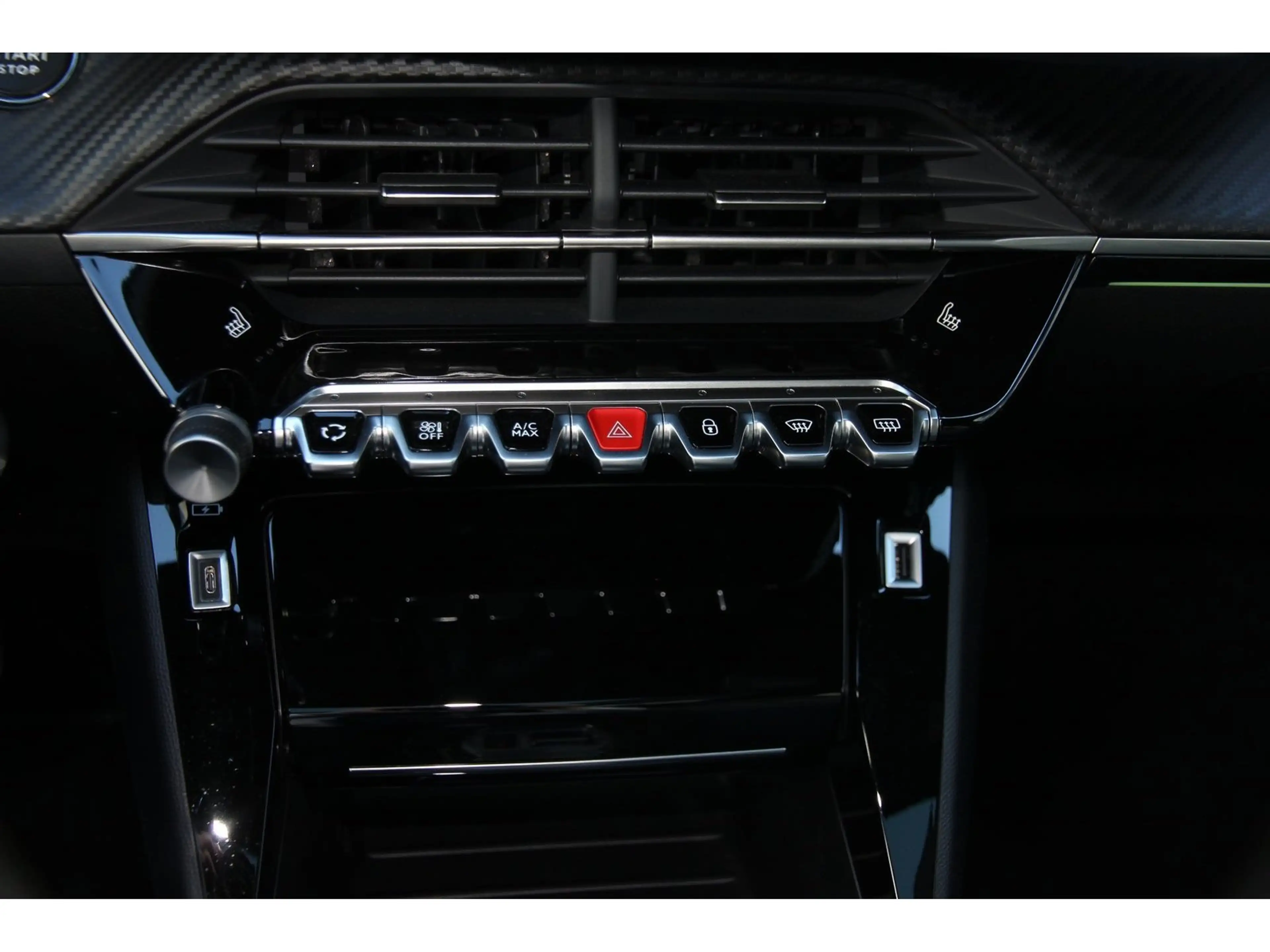 Peugeot 208 (e-) 136 GT+ SHZ ISO Navi PanoDach TWA WP — photo 28