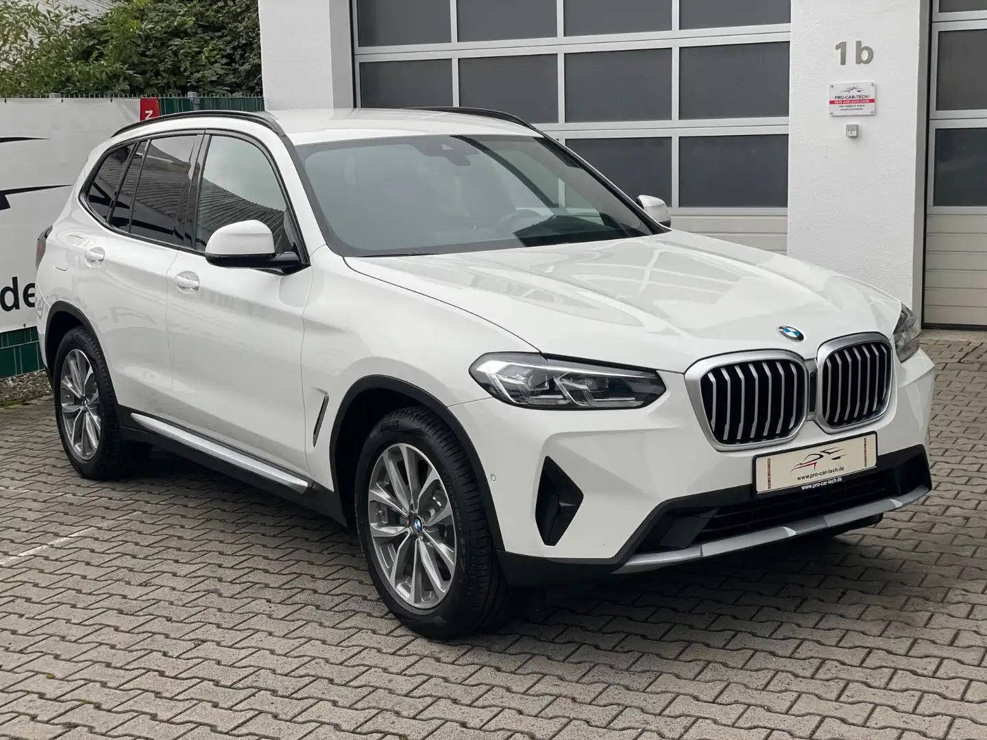 BMW X3 xDrive20d|Navi|AHK|LED|HUD|HiFi|Kamera| Blanc - 1