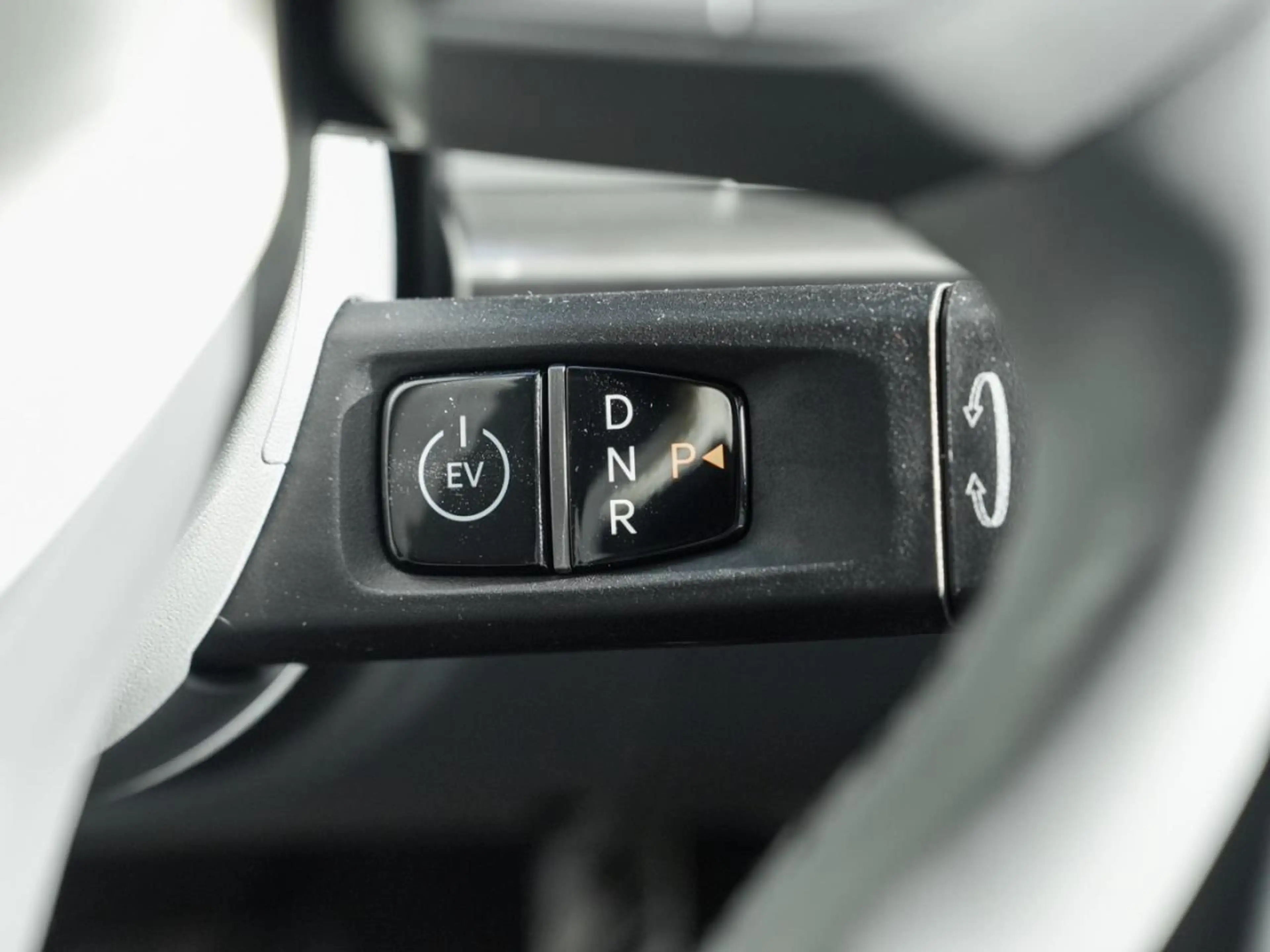 Kia EV2 61 kWh GT-Line Glasdach DriveWise SoundP 360° — photo 10