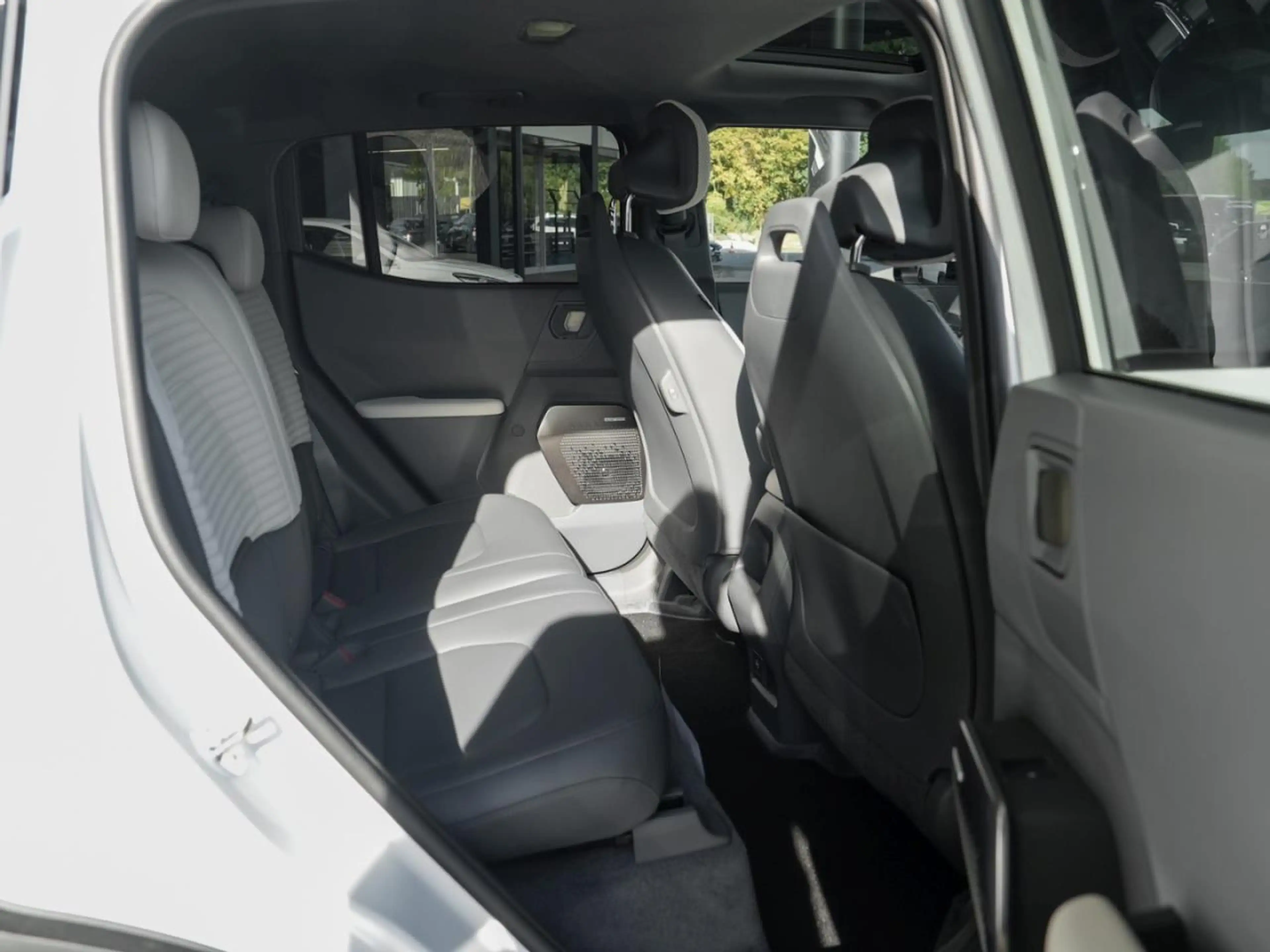 Kia EV2 61 kWh GT-Line Glasdach DriveWise SoundP 360° — photo 11