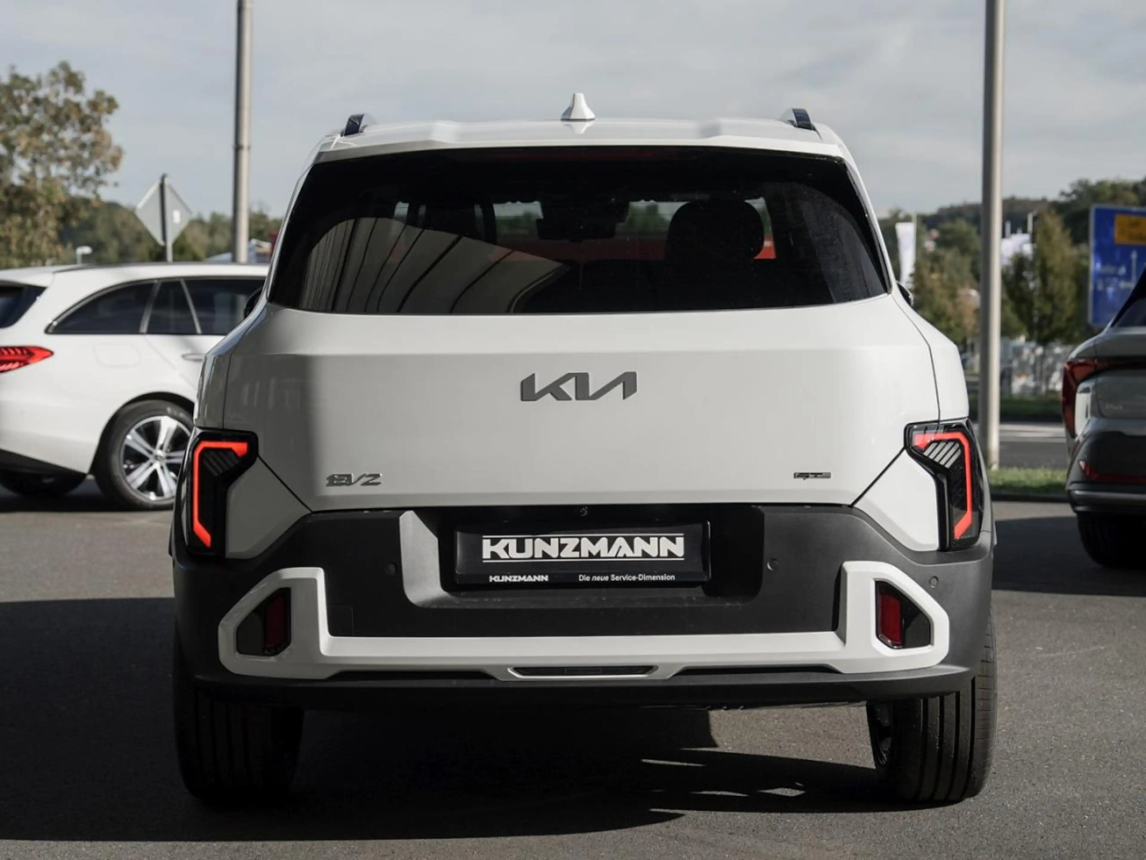 Kia EV2 61 kWh GT-Line Glasdach DriveWise SoundP 360° — photo 4