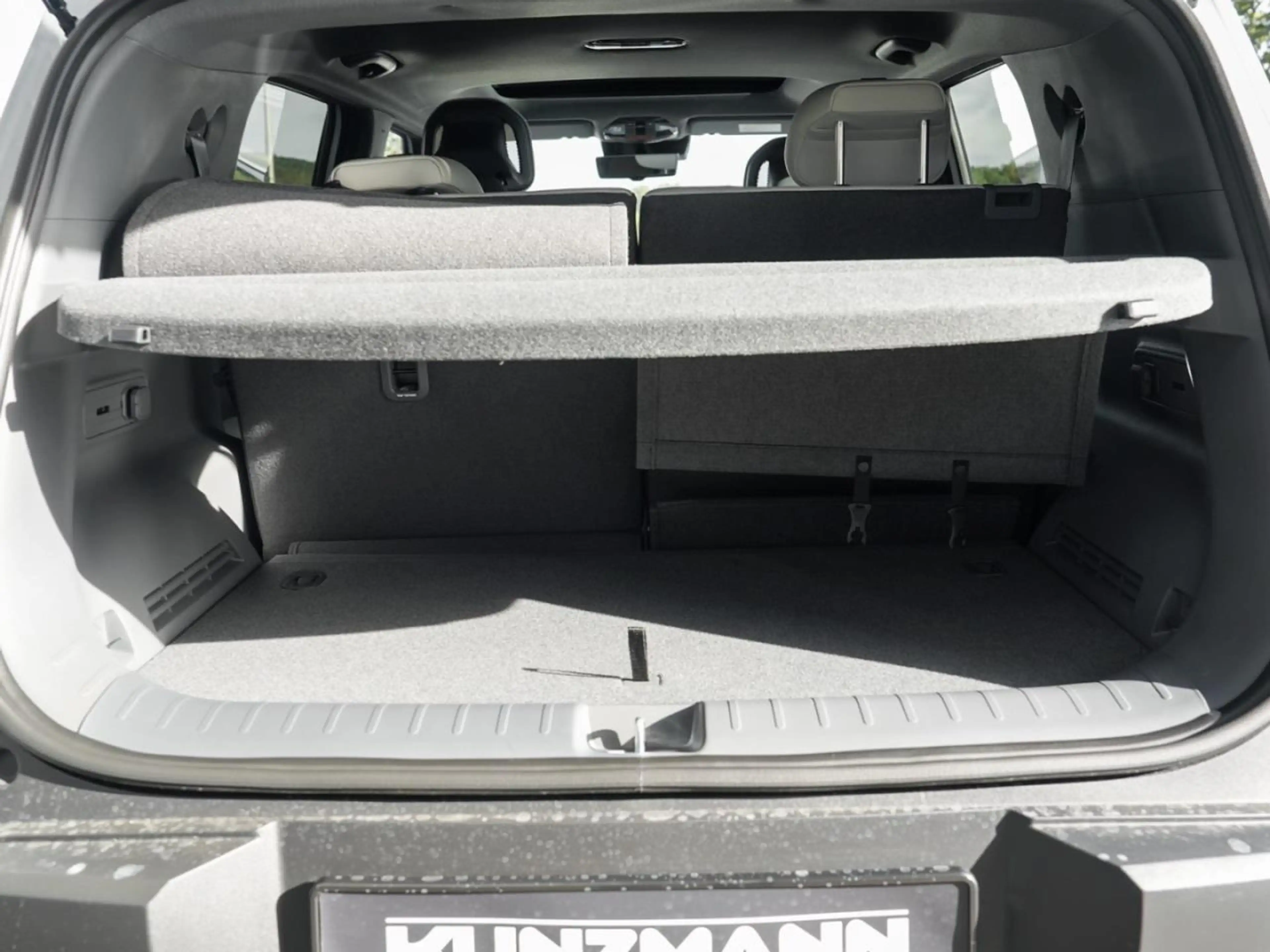 Kia EV2 61 kWh GT-Line Glasdach DriveWise SoundP 360° — photo 6