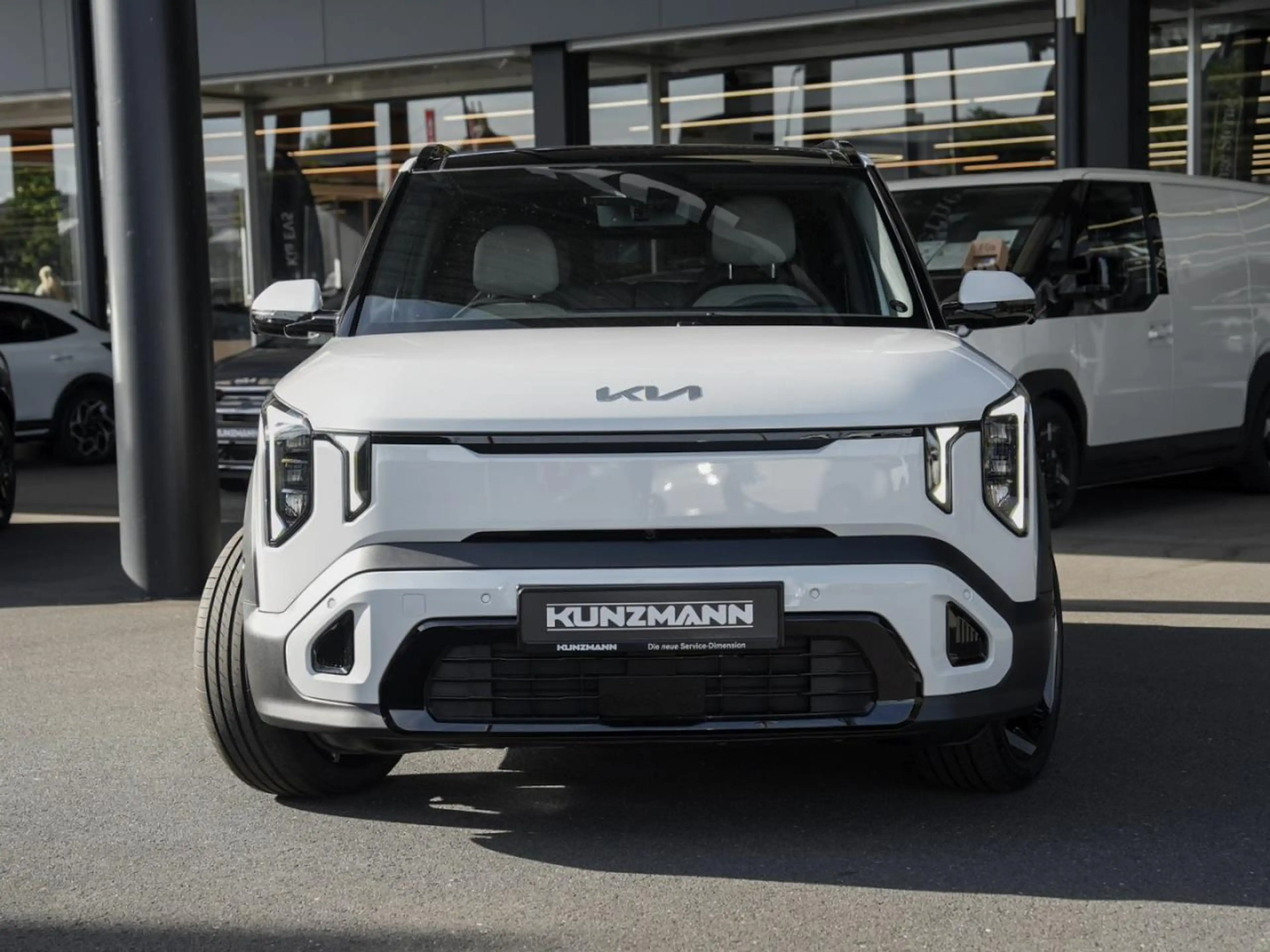Kia EV2 61 kWh GT-Line Glasdach DriveWise SoundP 360° — photo 2