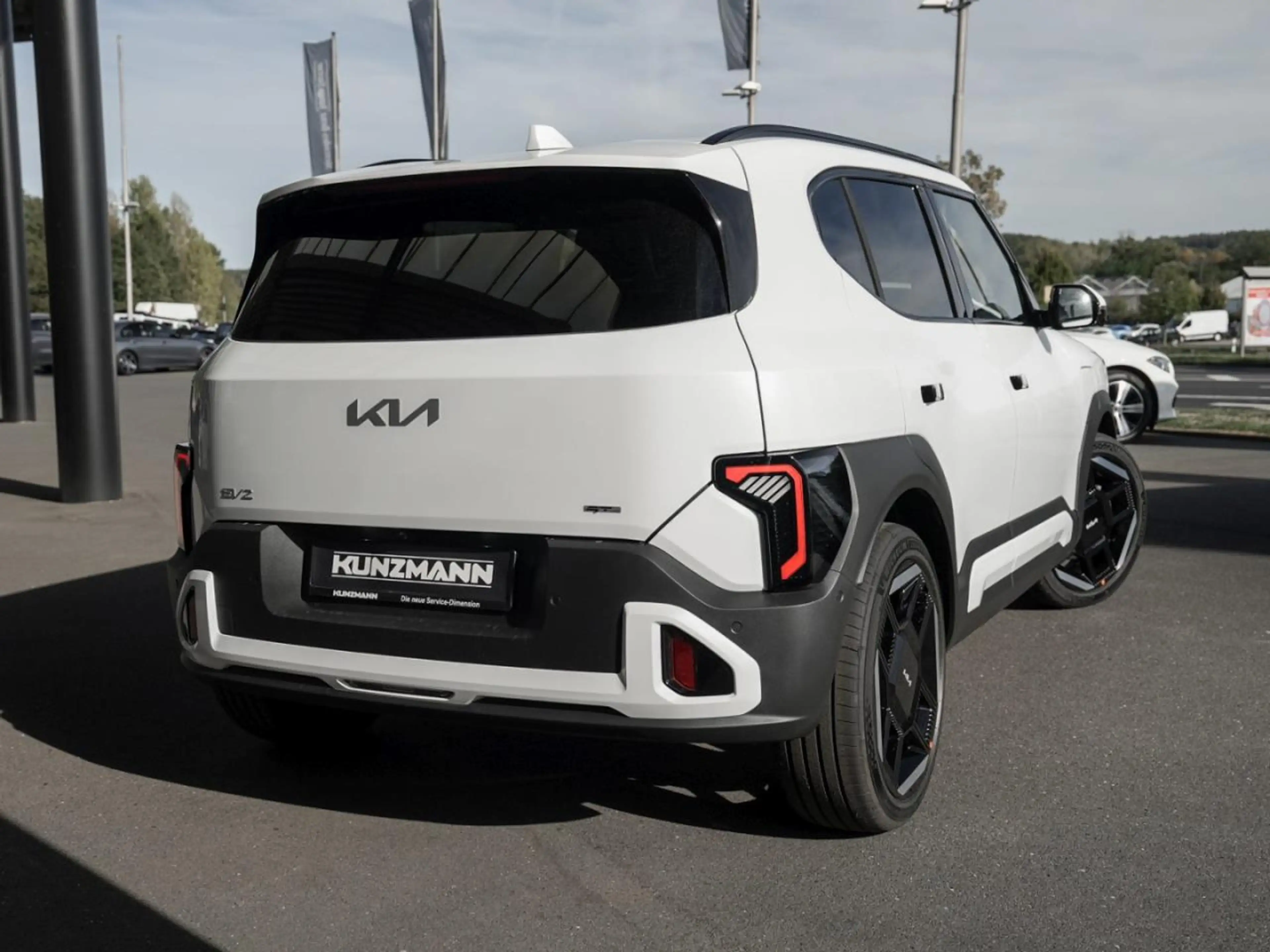 Kia EV2 61 kWh GT-Line Glasdach DriveWise SoundP 360° — photo 3