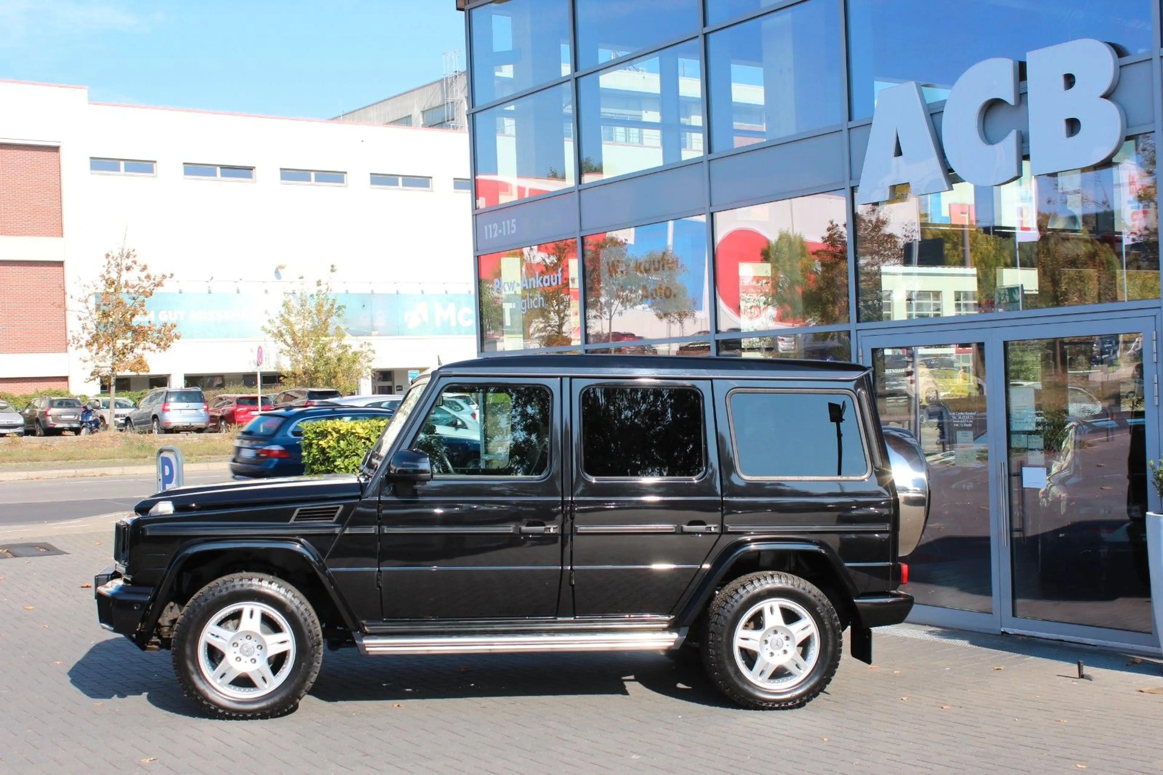Mercedes-Benz G 350 d Distronic Leder 1.Hd Stdhzg Comand AHK — photo 3