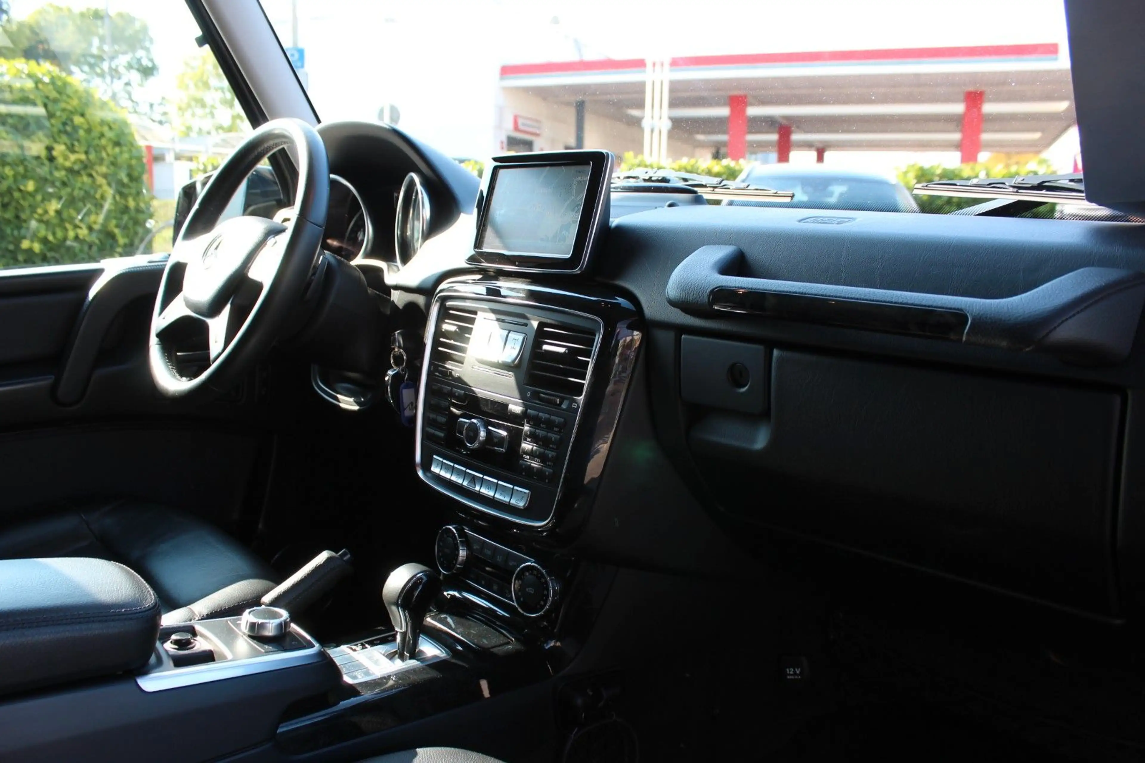 Mercedes-Benz G 350 d Distronic Leder 1.Hd Stdhzg Comand AHK — photo 8