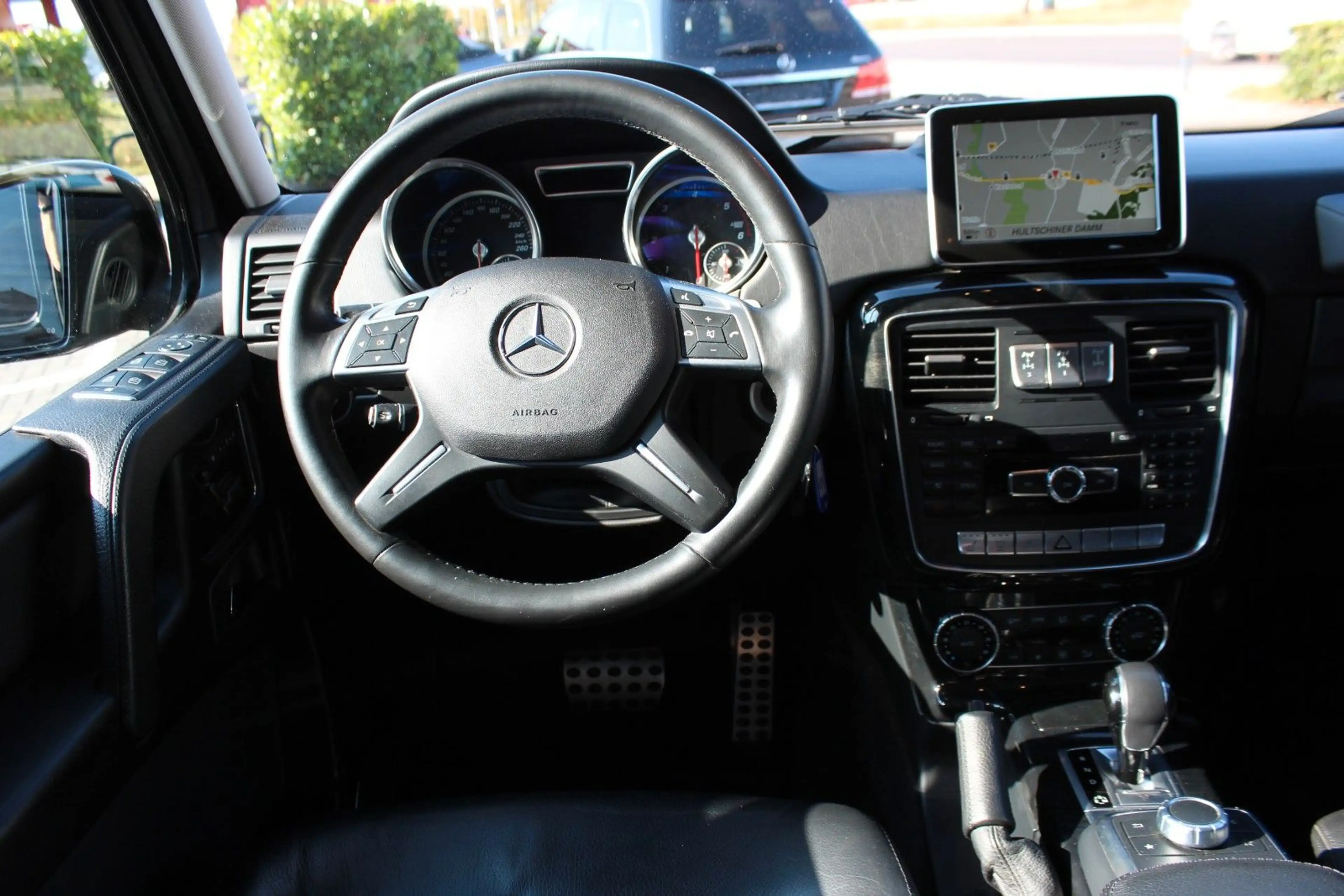 Mercedes-Benz G 350 d Distronic Leder 1.Hd Stdhzg Comand AHK — photo 7