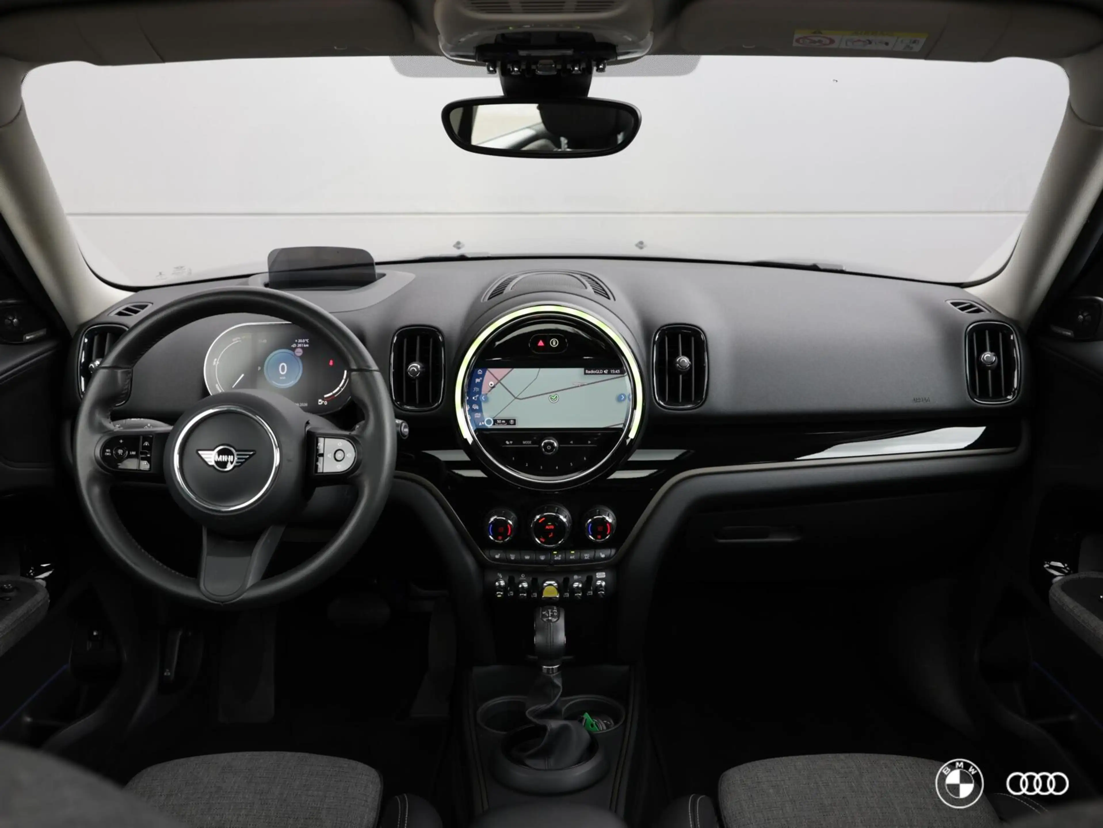 MINI Cooper SE Countryman ALL4 / PANO / HUD / HK AUDIO / MEMORY — photo 9