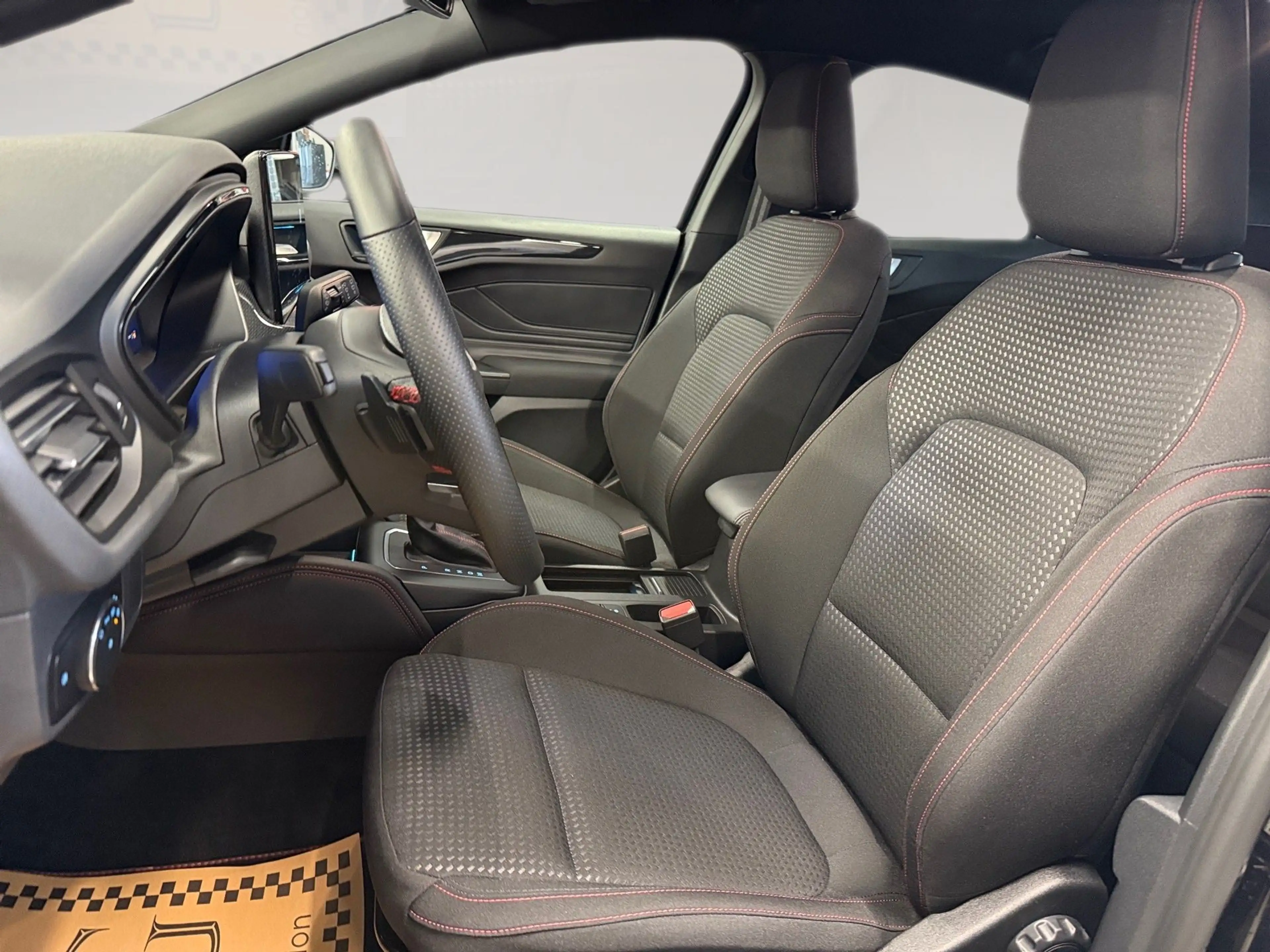Ford Focus 1,0 EcoBoost ST-Line X Aut. ab ca. 202€ monatlich — photo 19