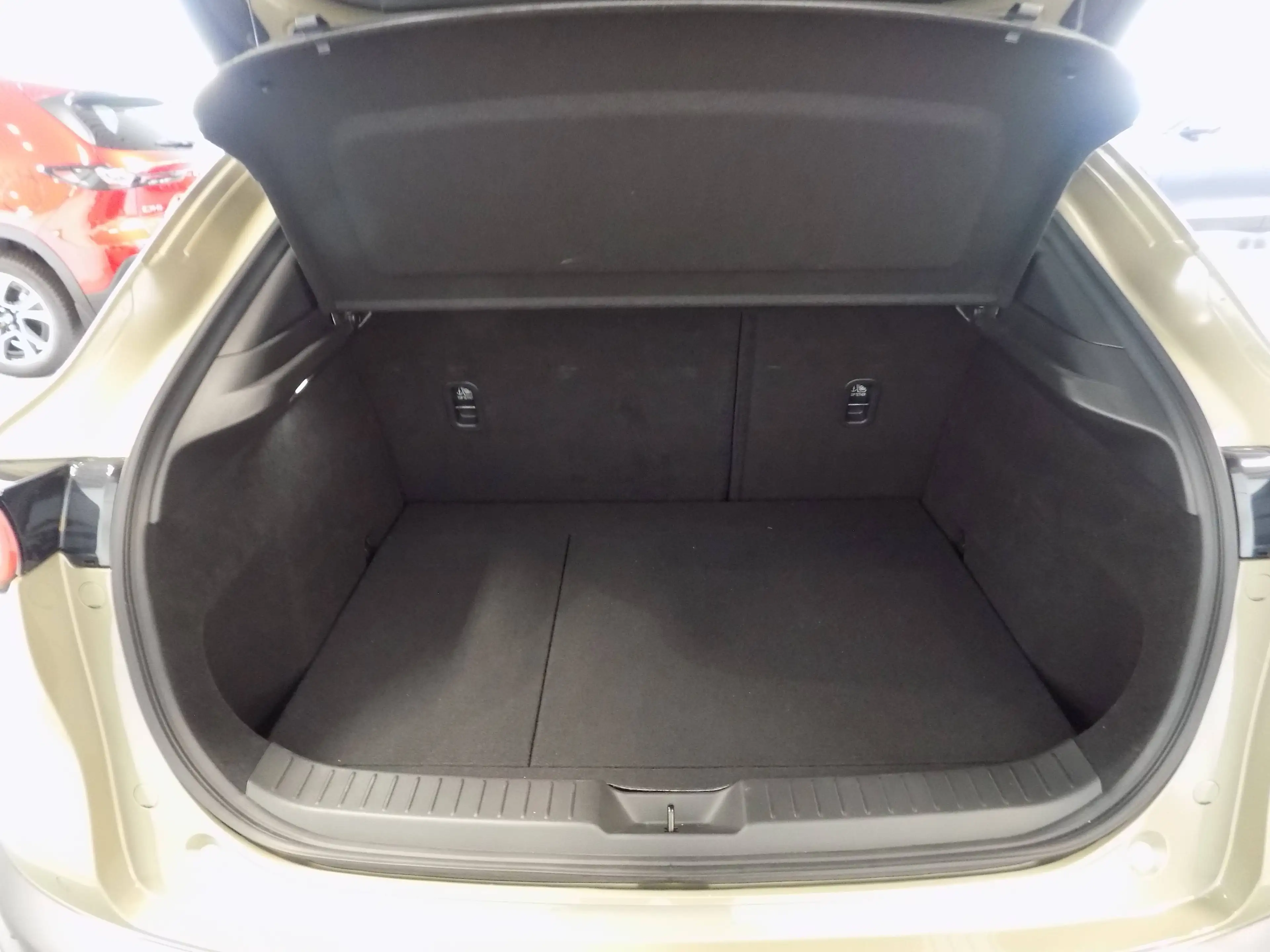 Mazda CX-30 2.0i SKYACTIV-X MHE Homura Automaat! — photo 9