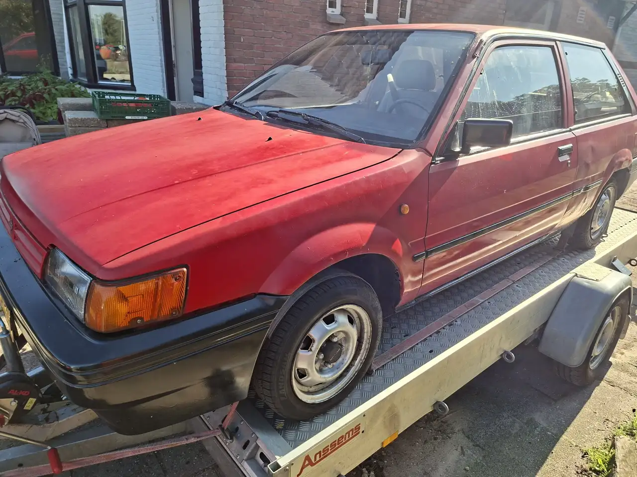 Nissan Sunny 1.4, foto 2