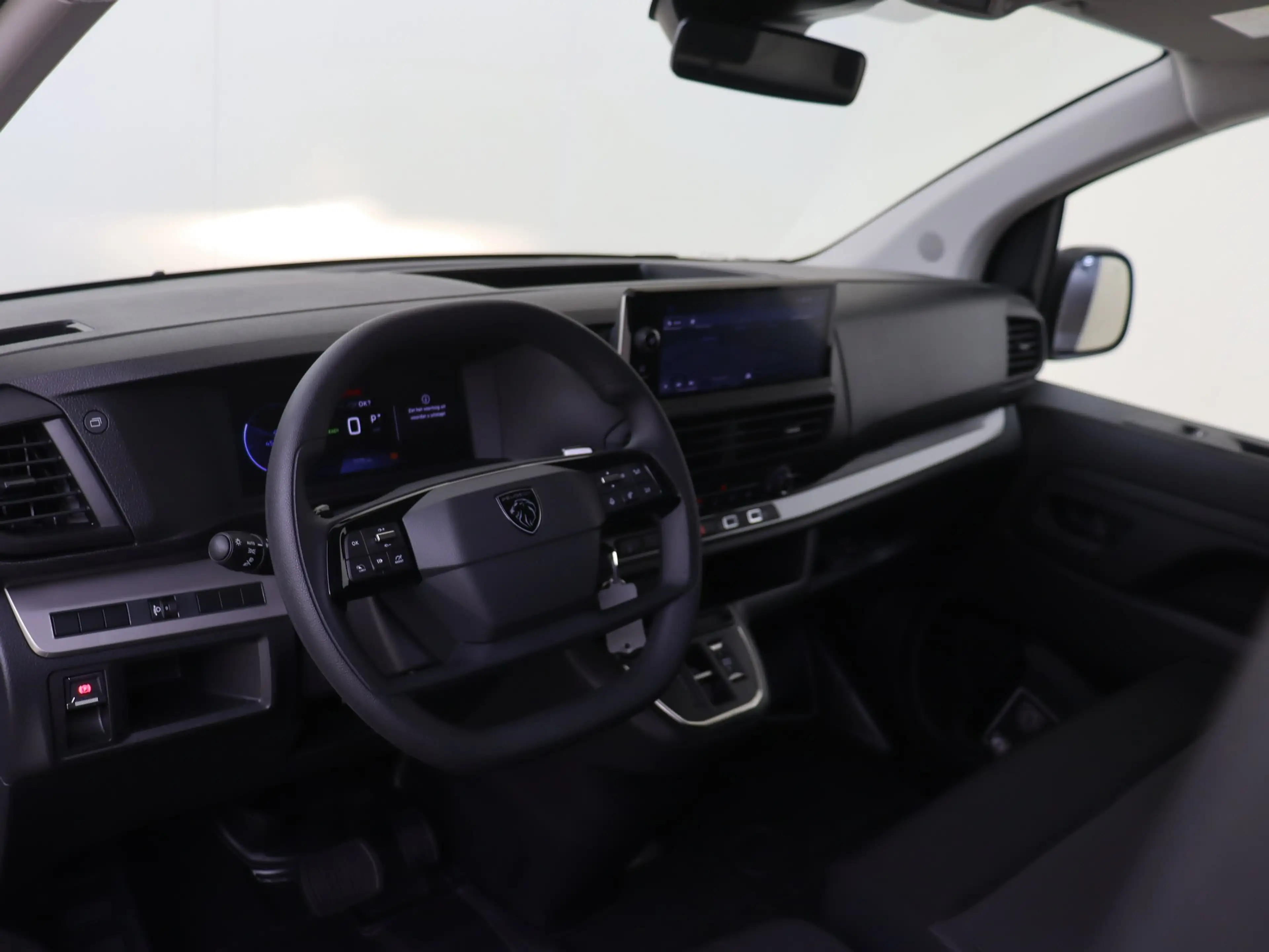Peugeot e-Expert EV L3 75 kWh | Surround NAV Pakket — photo 5
