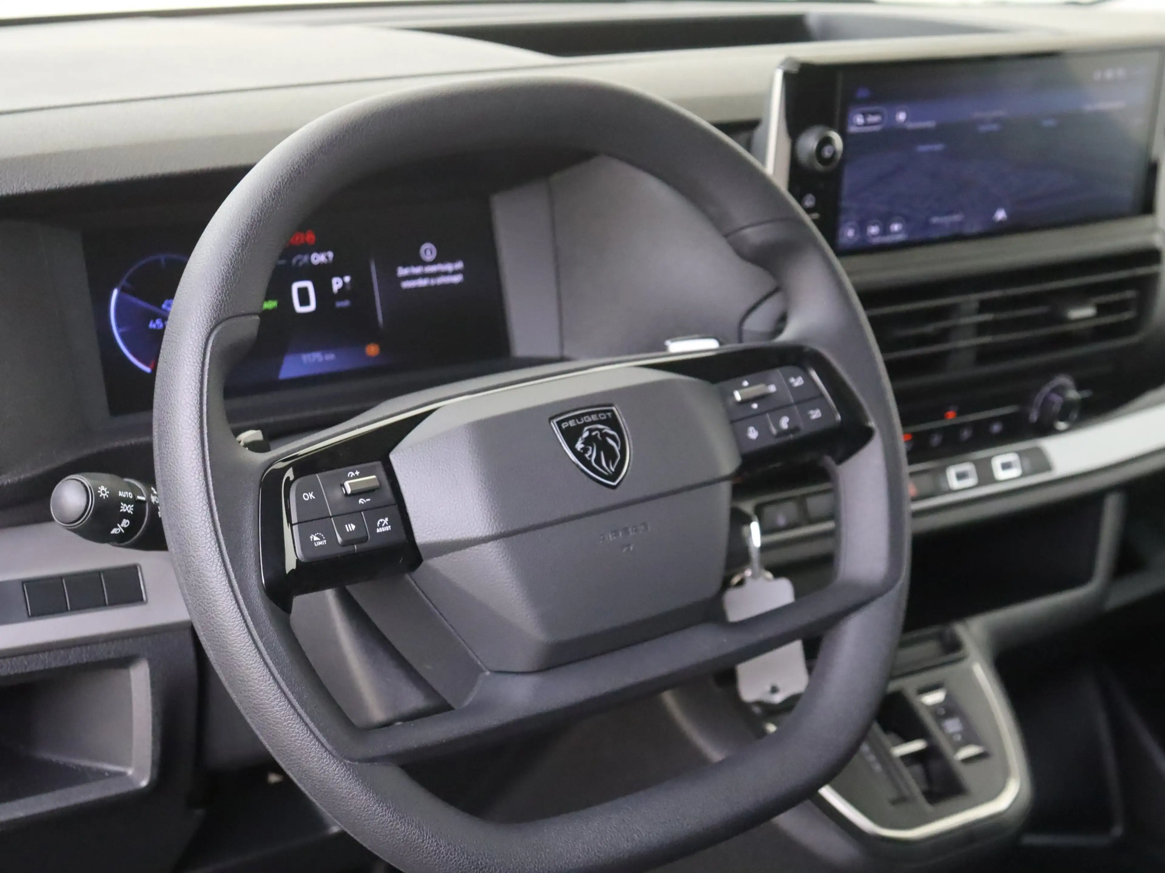 Peugeot e-Expert EV L3 75 kWh | Surround NAV Pakket — photo 6
