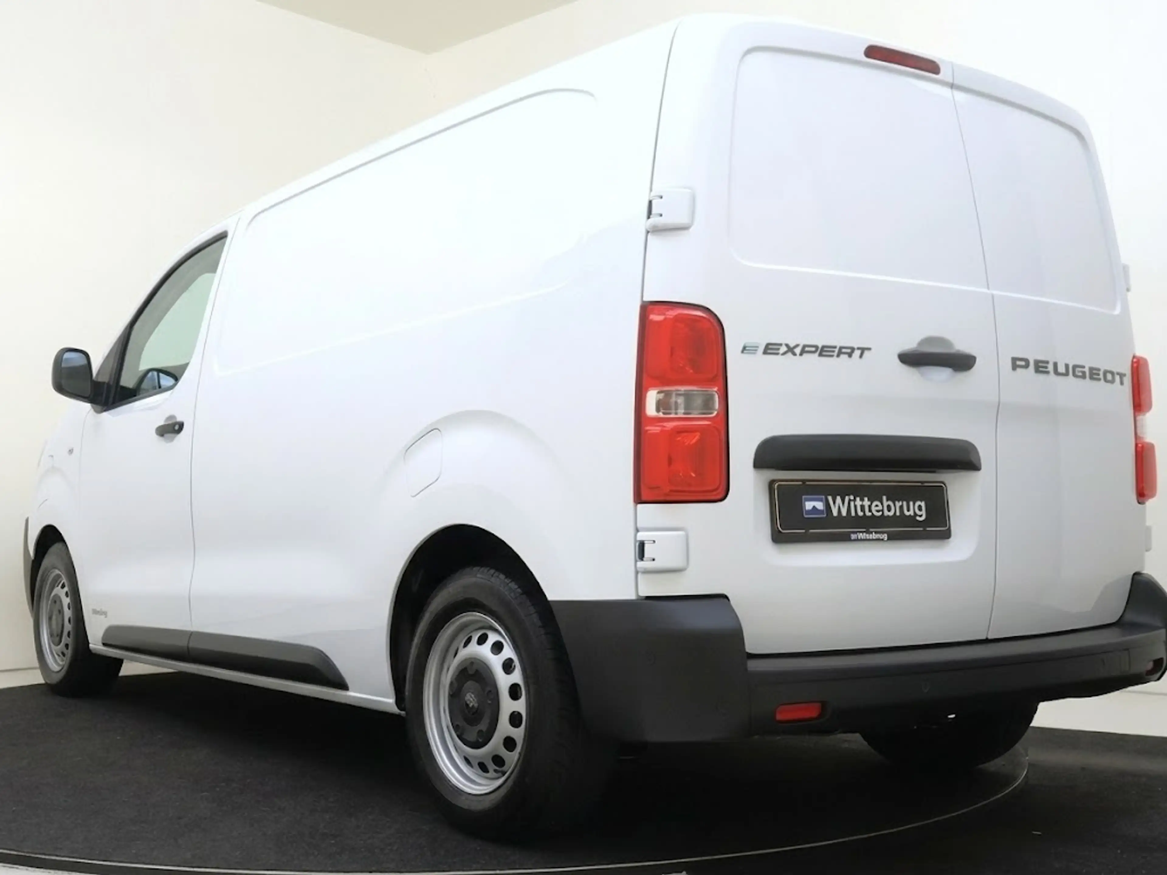 Peugeot e-Expert EV L3 75 kWh | Surround NAV Pakket — photo 4