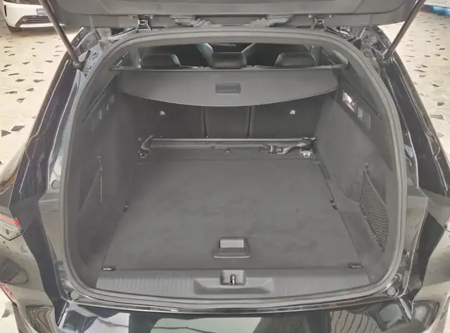Opel Astra view 9