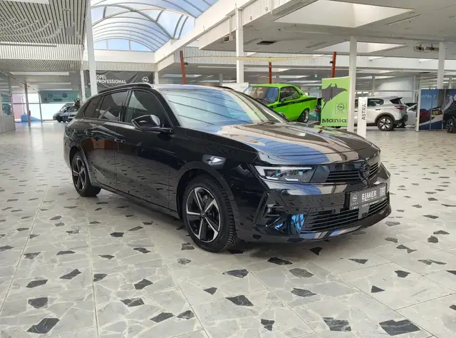 Opel Astra main image