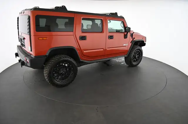 Hummer H2 view 4