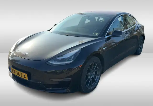 Tesla Model 3 Long Range AWD 75 kWh / Autopilot / Panoramadak /