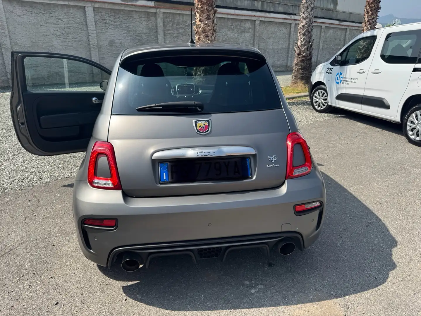 Abarth 595 Turismo abarth 595 1.4 165cv turismo Grijs - 2