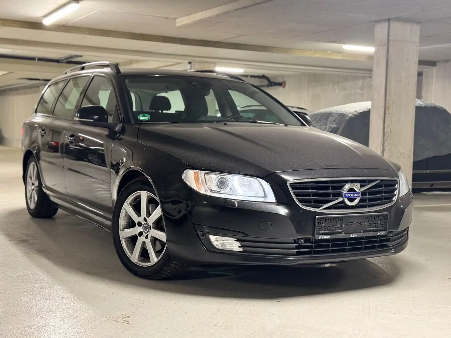 Volvo V70 Kombi Linje Svart*1.Hand*Xenon*Navi Schwarz - 1