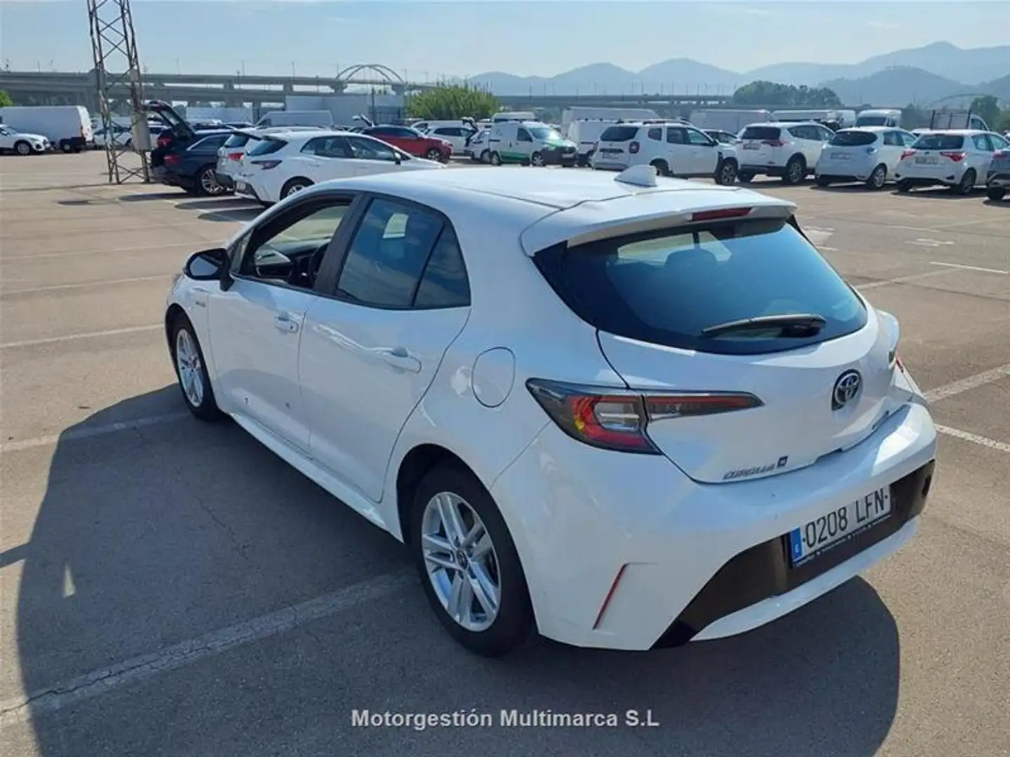 Toyota Corolla 1.8 125H ACTIVE E-CVT - 2