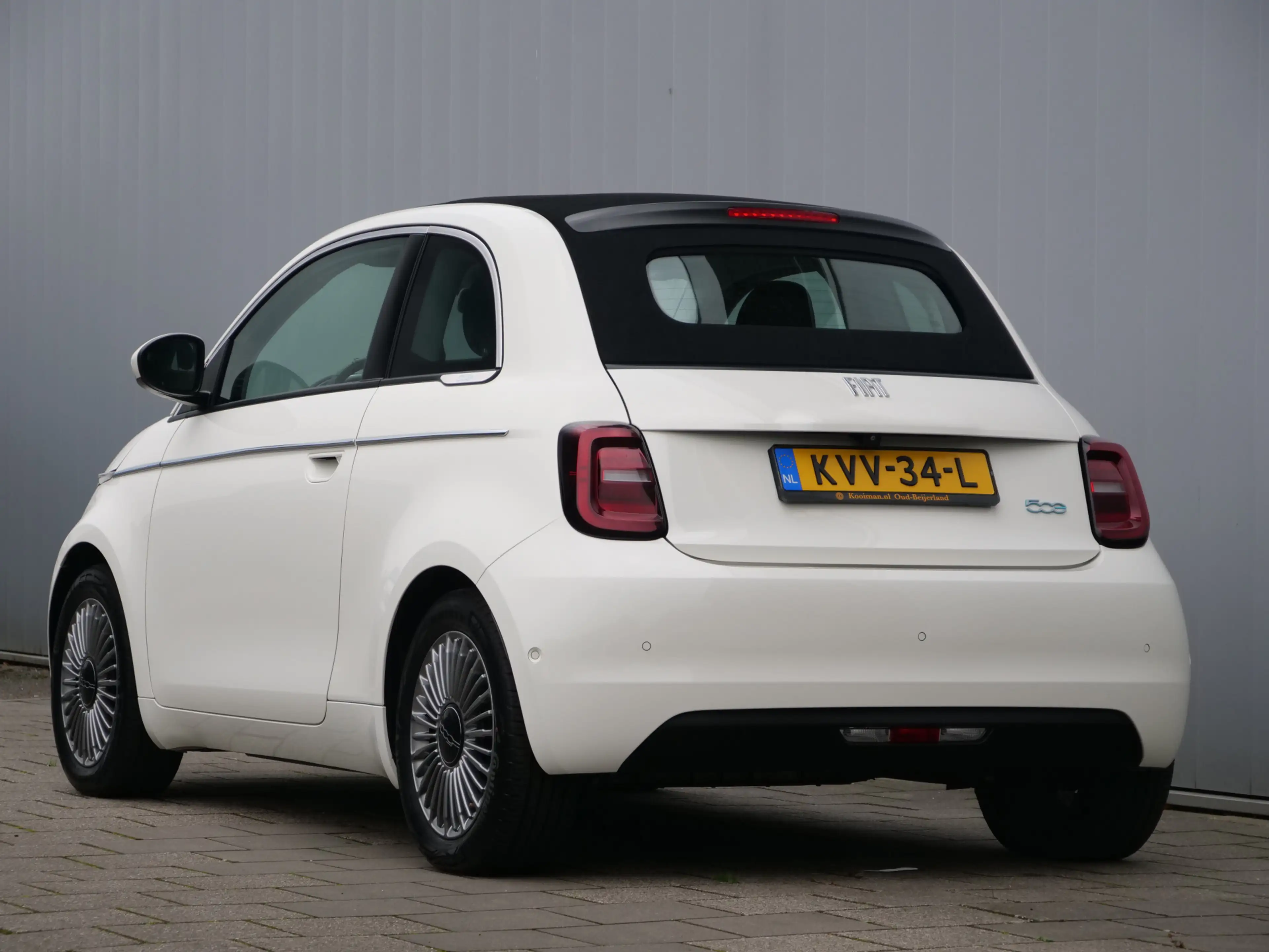 Fiat 500C Urban 42 kWh 119 Pk Automaat Apple Carplay / DAB / — photo 4
