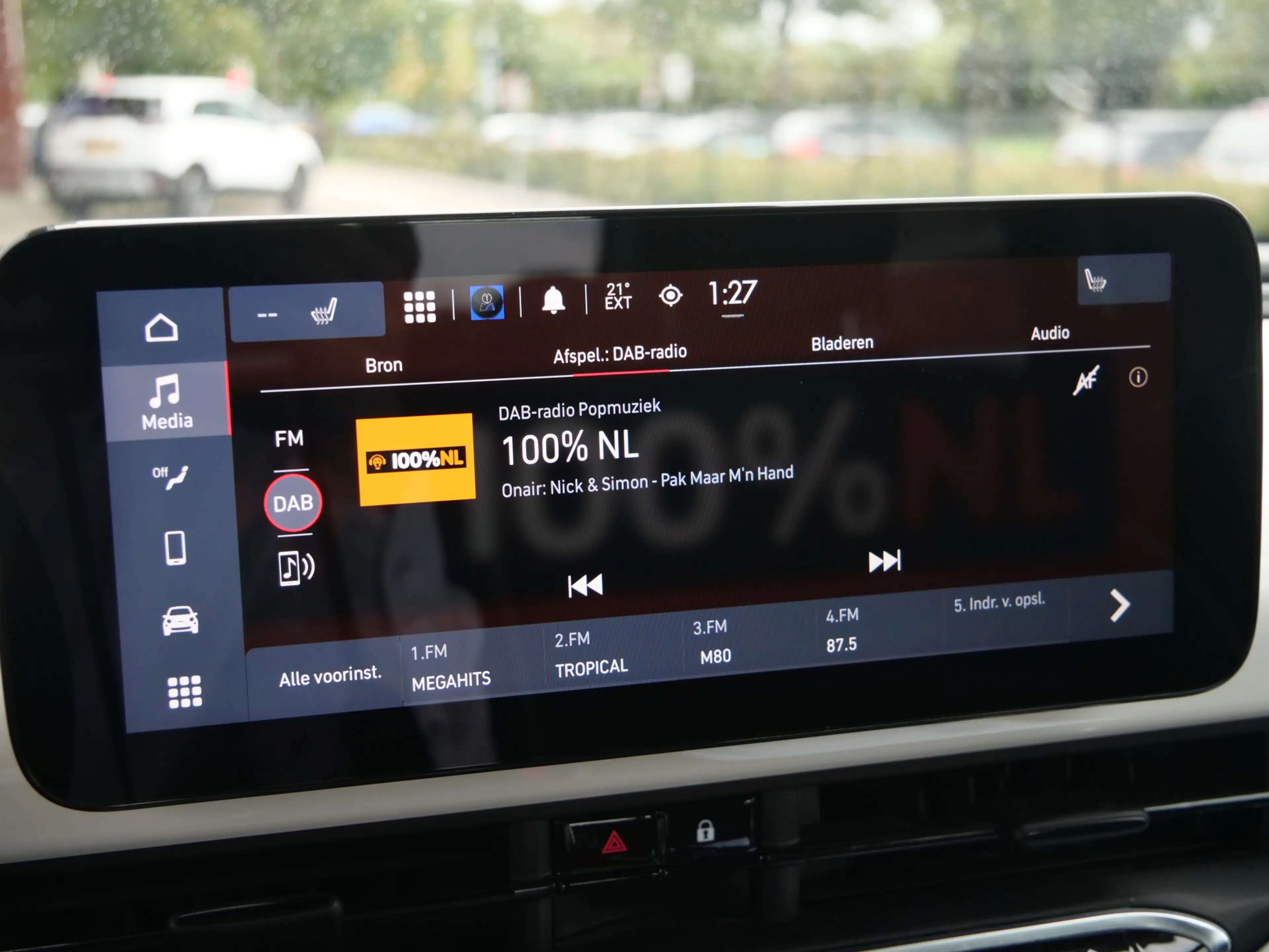Fiat 500C Urban 42 kWh 119 Pk Automaat Apple Carplay / DAB / — photo 15
