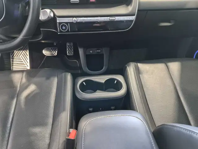 Hyundai Ioniq 5 view 12