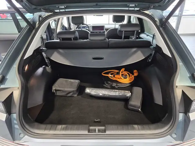 Hyundai Ioniq 5 view 6