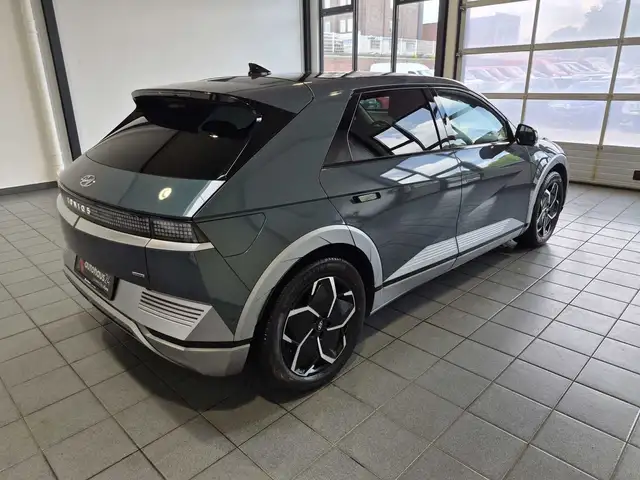 Hyundai Ioniq 5 view 5