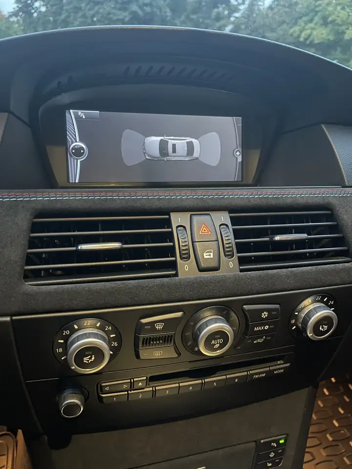 BMW M5 снимка BMW M5