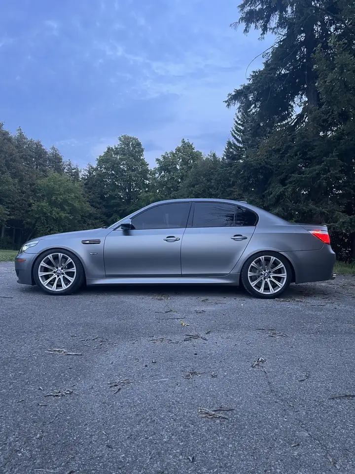 BMW M5 снимка BMW M5
