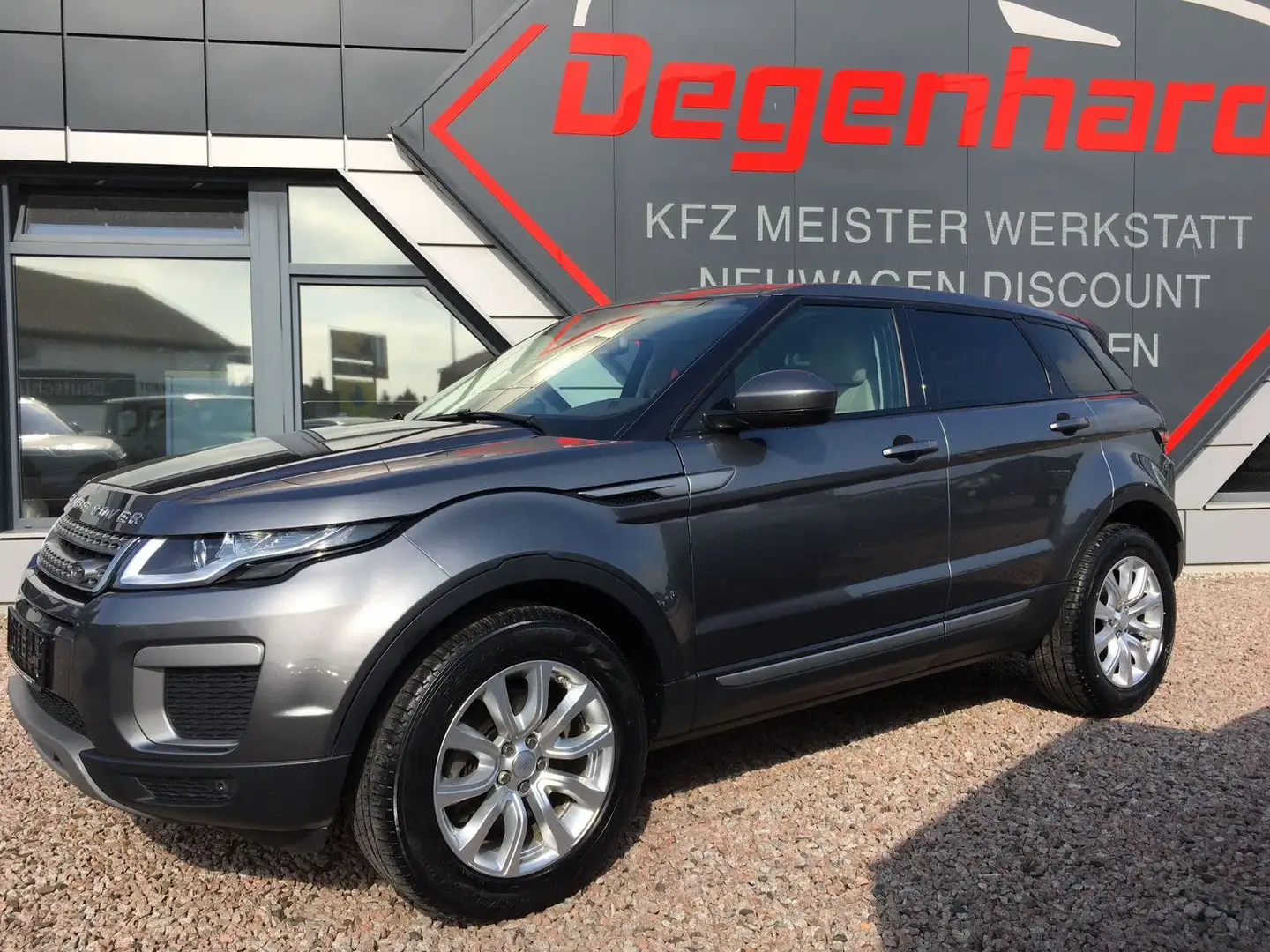 Land Rover Range Rover Evoque SE 4x4 NAV KAMERA LEDER AHK Grau - 1