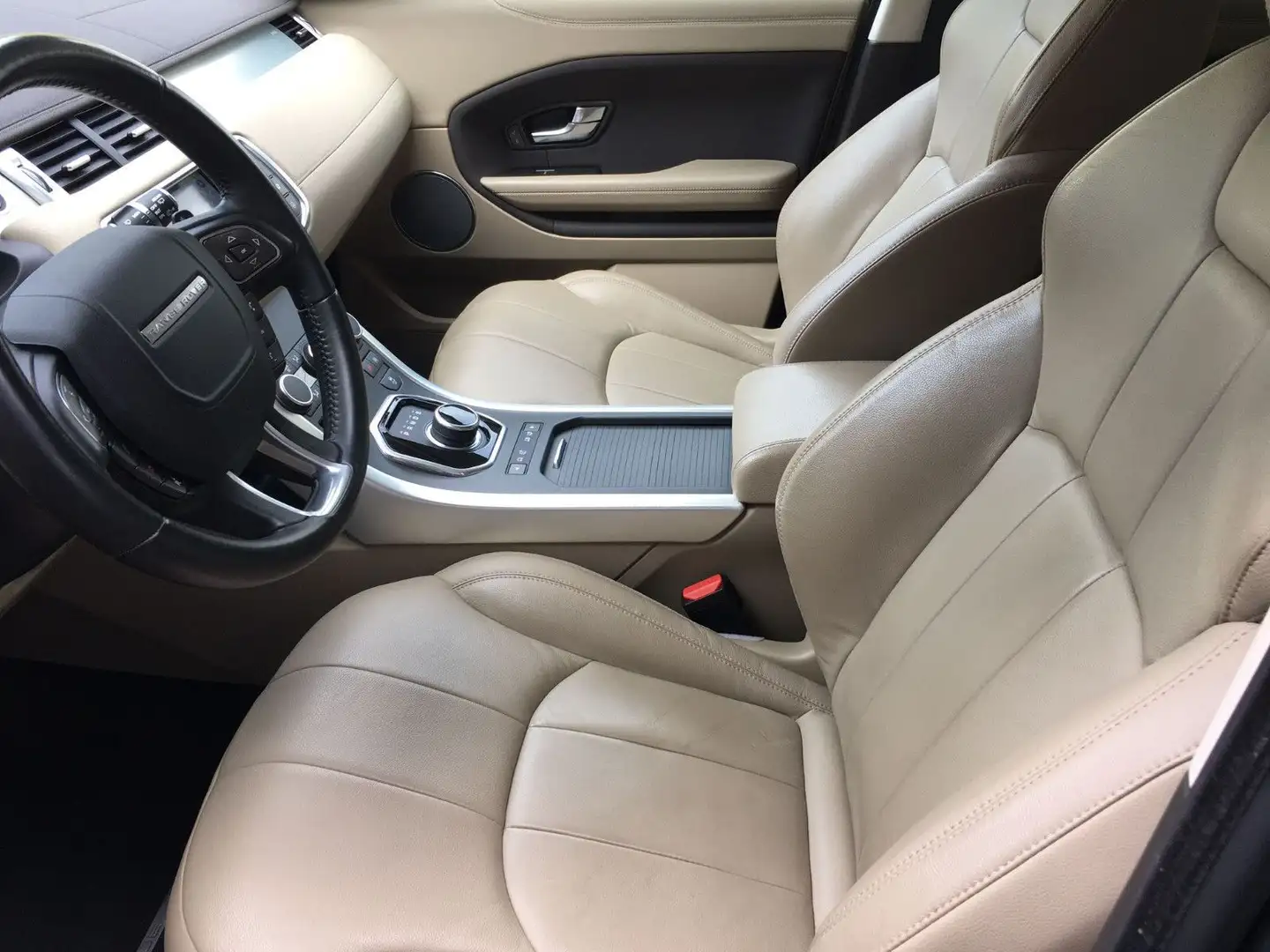 Land Rover Range Rover Evoque SE 4x4 NAV KAMERA LEDER AHK Grau - 2