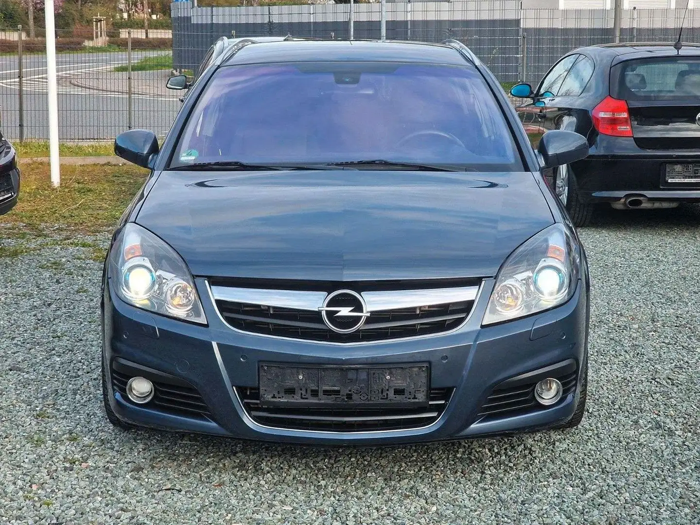 Opel Signum Sport 3.0 V6 CDTI(XENON/NAVI/SHZ+SBL/PDC) Сірий - 2