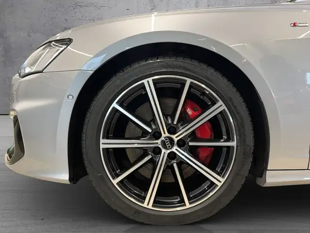 Audi A6 view 4