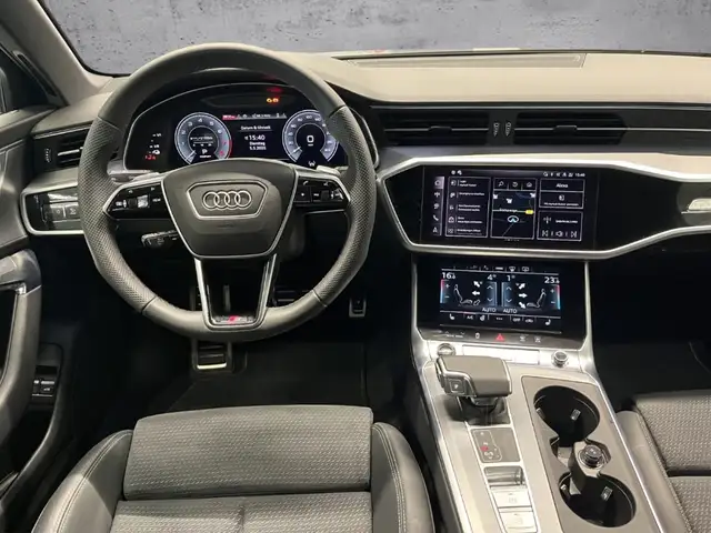 Audi A6 view 12