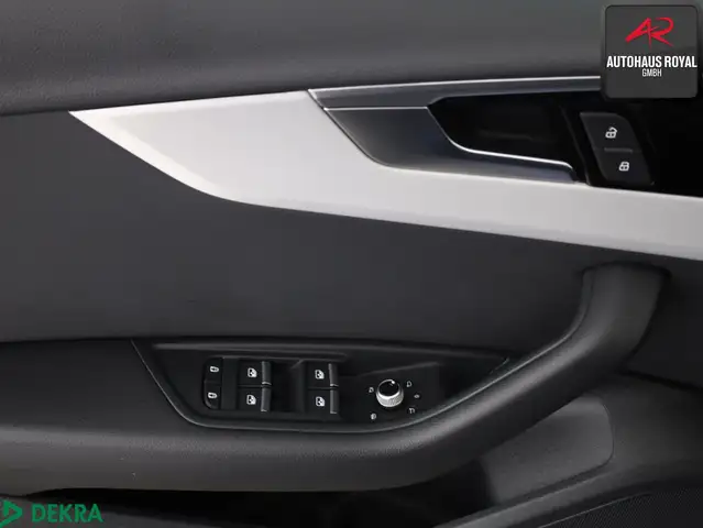 Audi A4 view 14