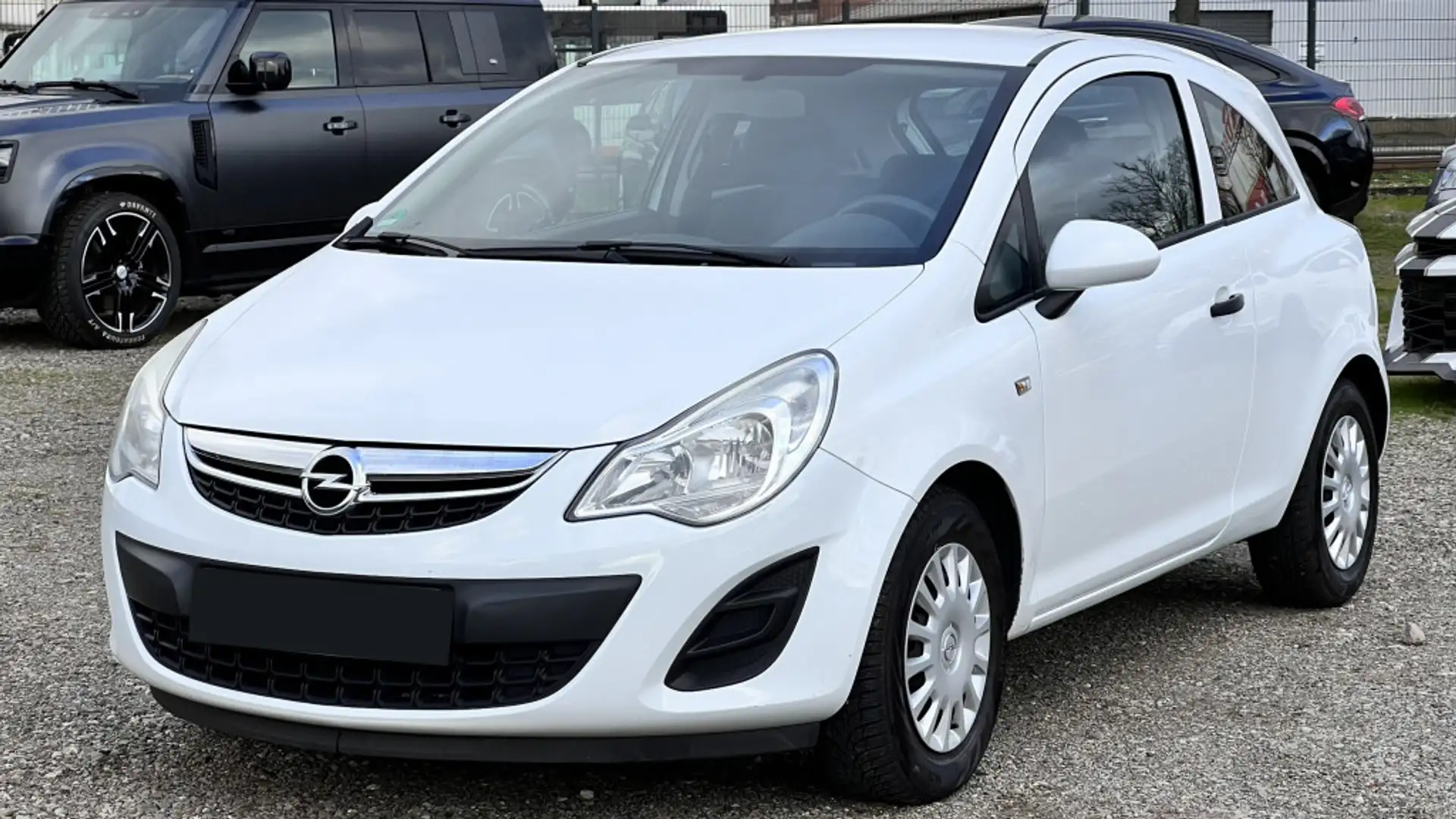 Opel Corsa Selection Klima 8x bereift White - 2