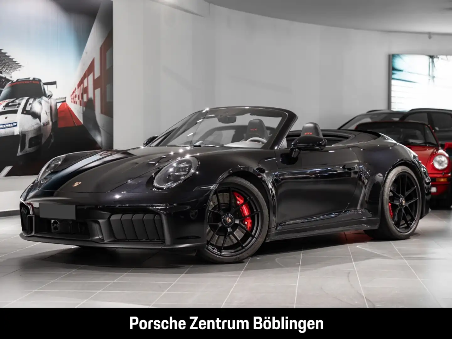 Porsche 992 911 Carrera 4 GTS Cabrio Surround-View BOSE Schwarz - 1