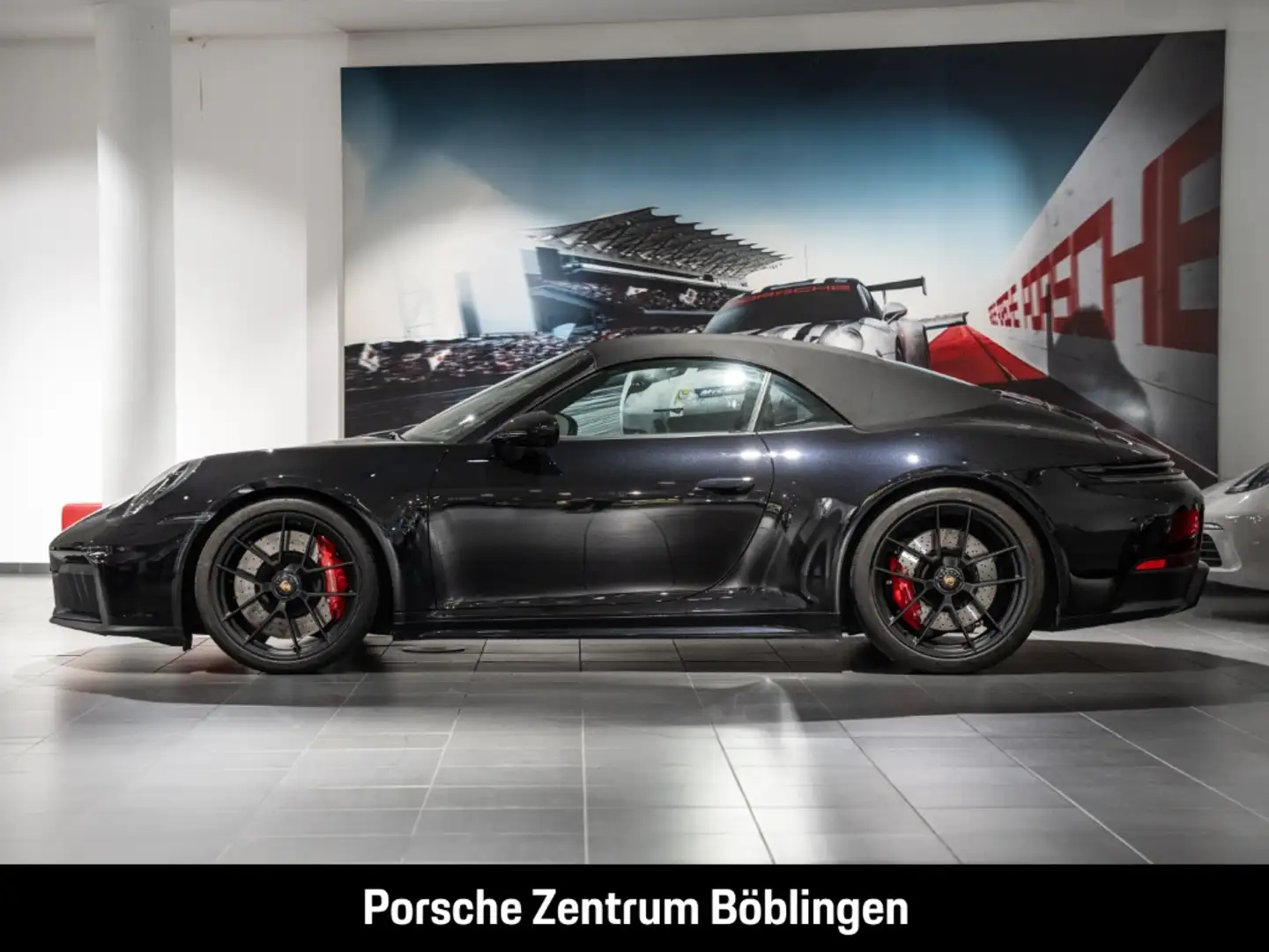 Porsche 992 911 Carrera 4 GTS Cabrio Surround-View BOSE Schwarz - 2