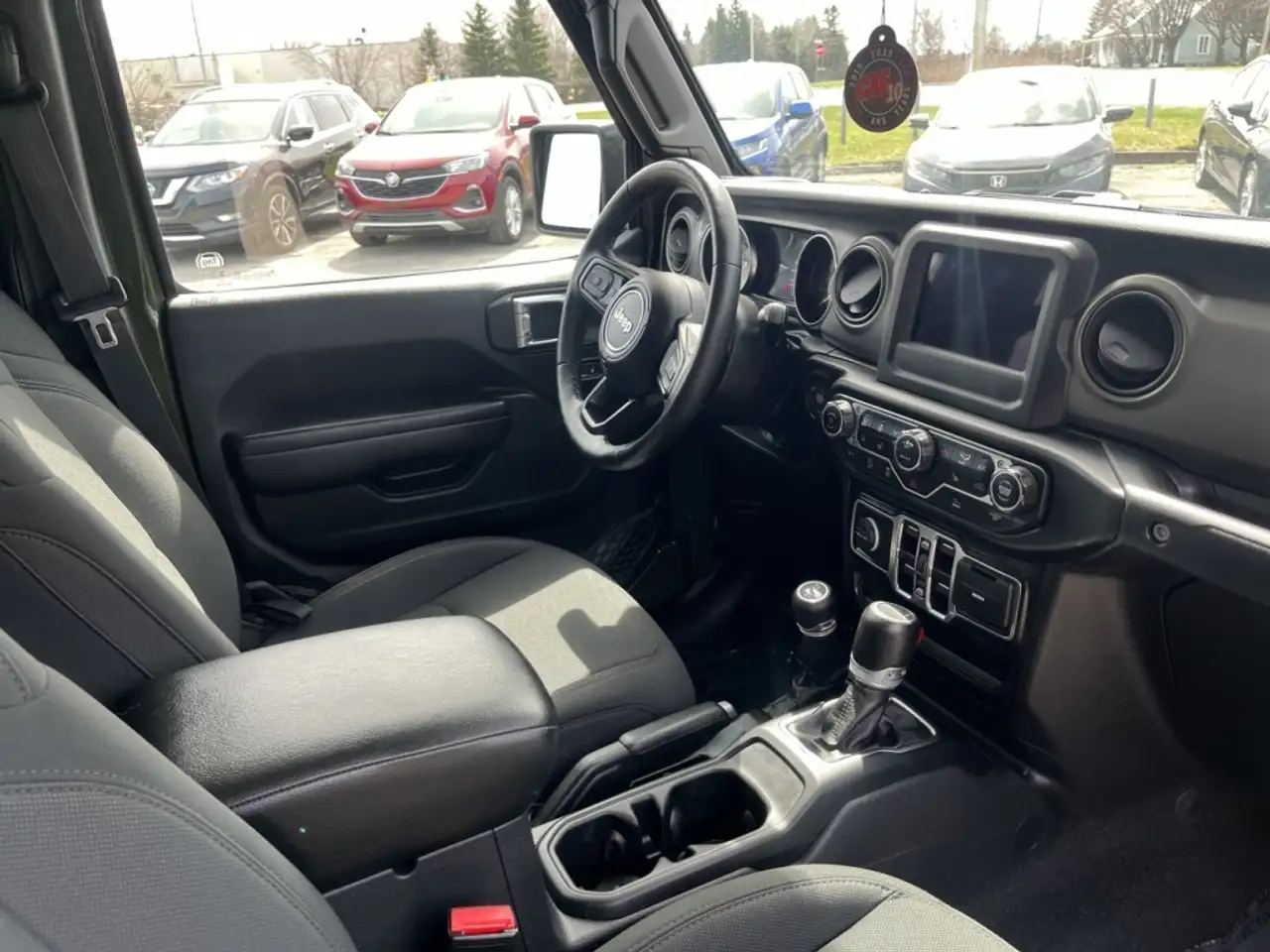 Jeep Gladiator снимка Jeep Gladiator