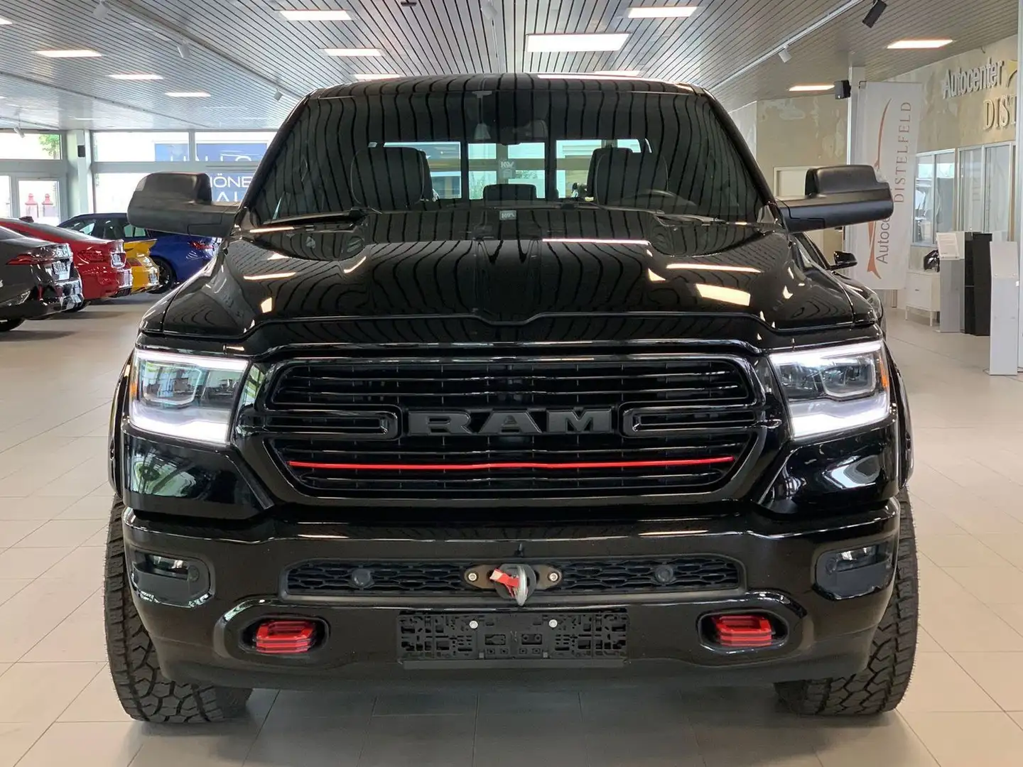 Dodge RAM 1500  LARAMIE 4x4 Crew Cab 5,7l V8 HEMI LPG Negro - 2