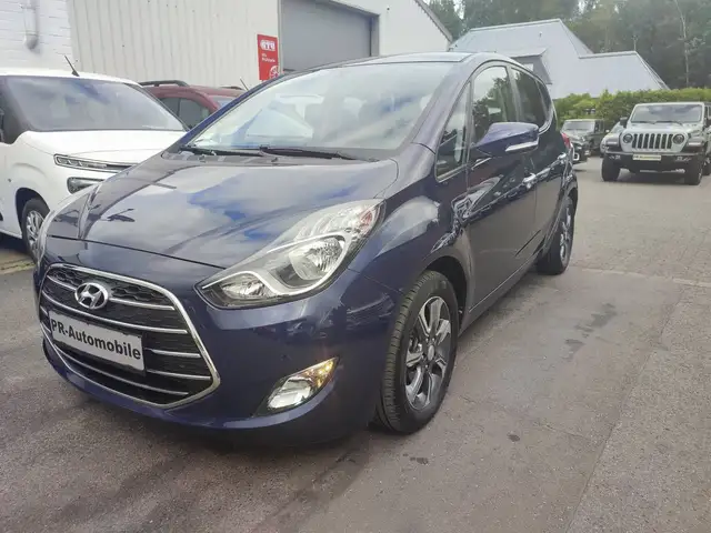 Hyundai iX20 Automatik/Navi+Cam/Alufelgen/Klimaautomatik