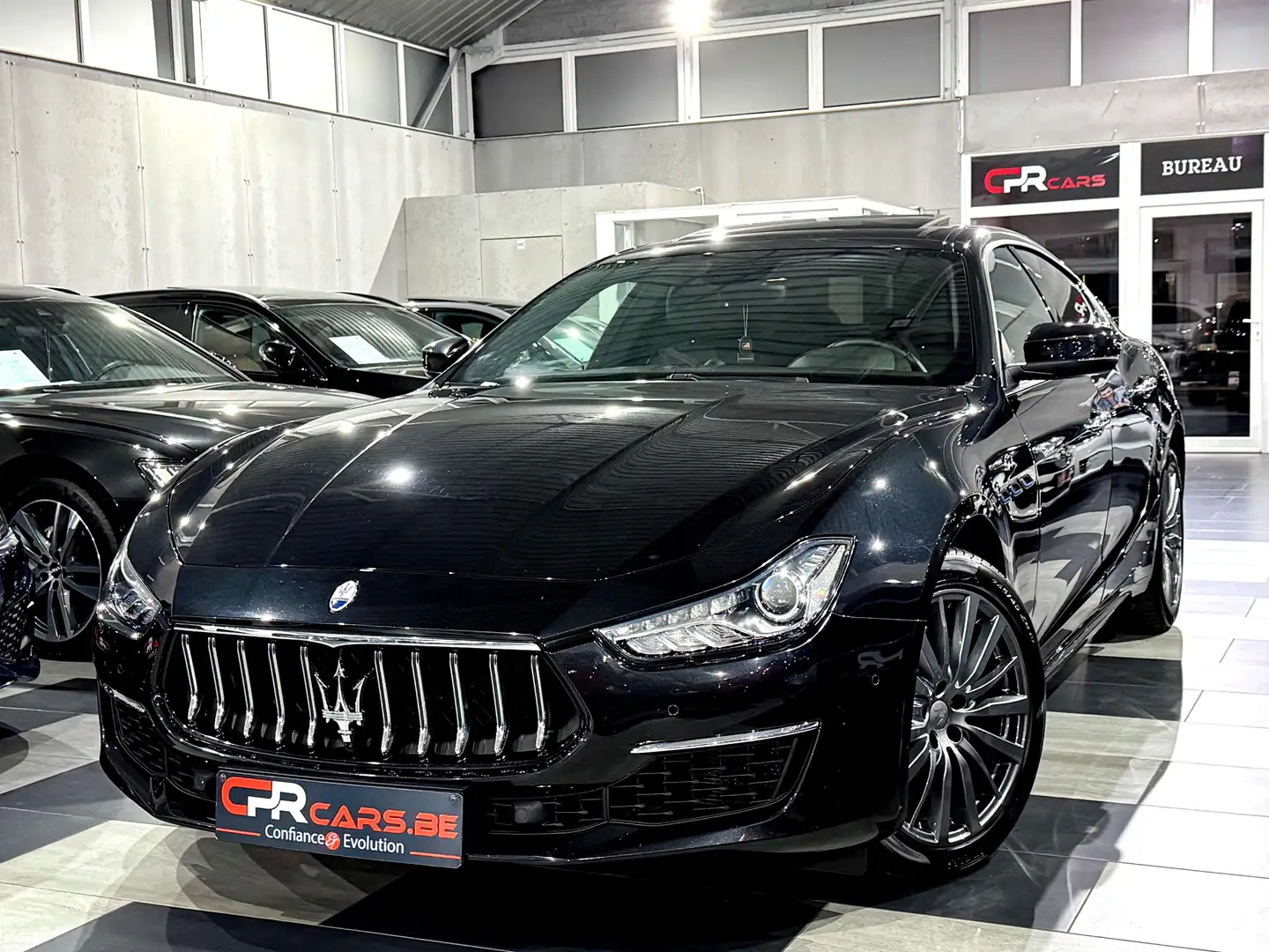Maserati Ghibli GT 2.0T L4 mHEV GranLusso 1e Main Etat Neuf Noir - 1